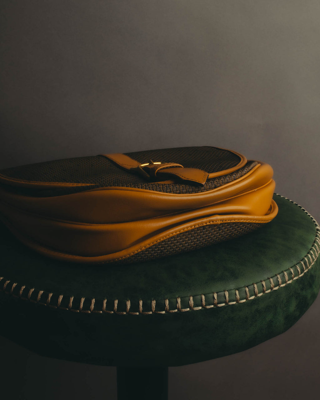 "Yves Saint Laurent" 70's-90's Woven leather shoulder bag