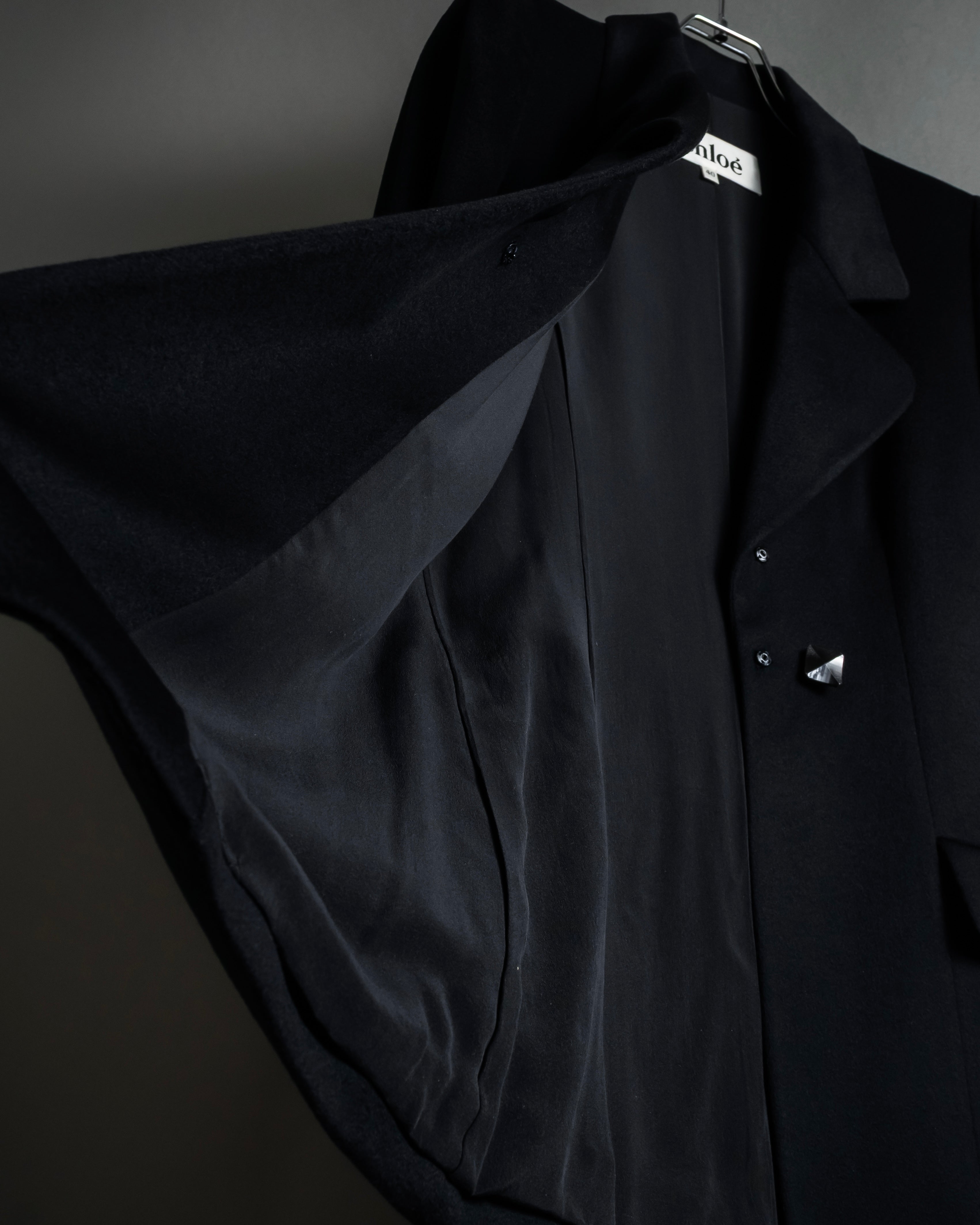 "Chloe" Iconic fastening design tailored jacket