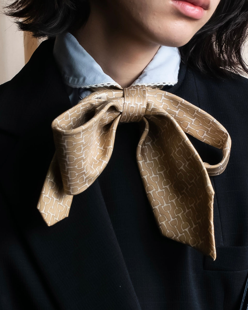 "HERMES" Horsebit motif silk necktie