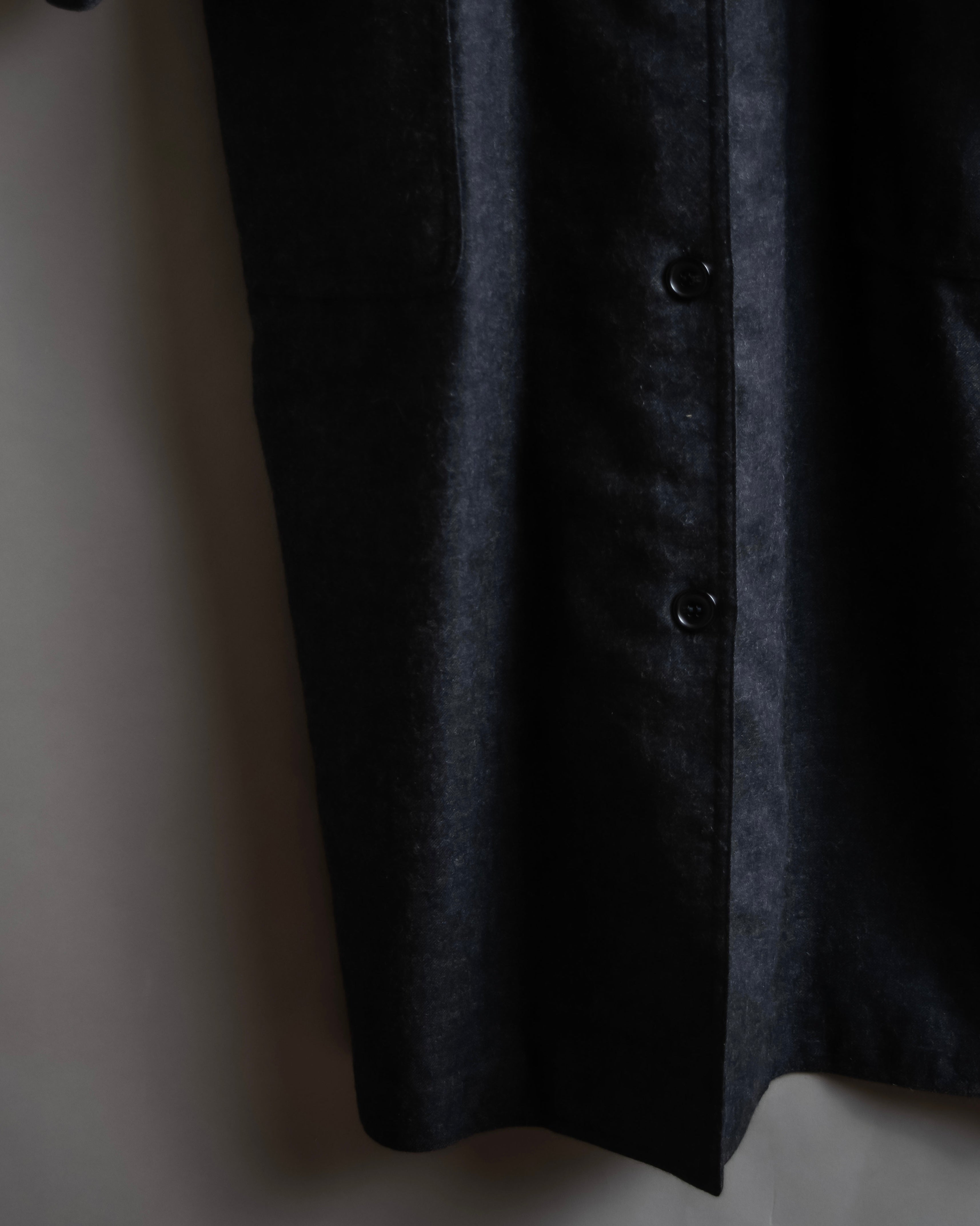 "GUCCI" 70's velvet collar design long coat