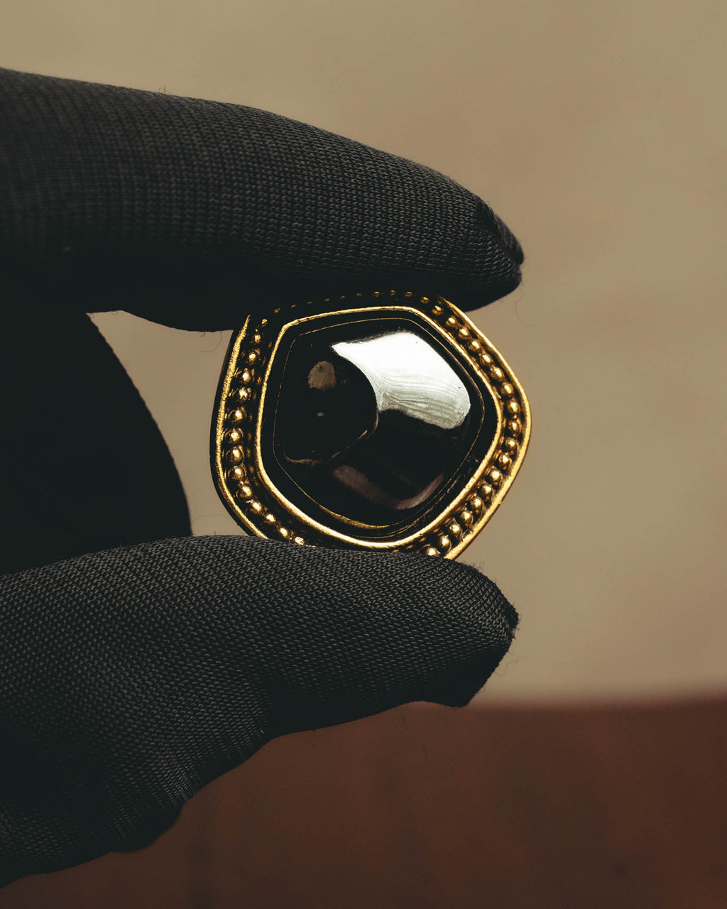"Yves Saint Laurent" 80's-90's Sculptural black cabochon clip-on earrings