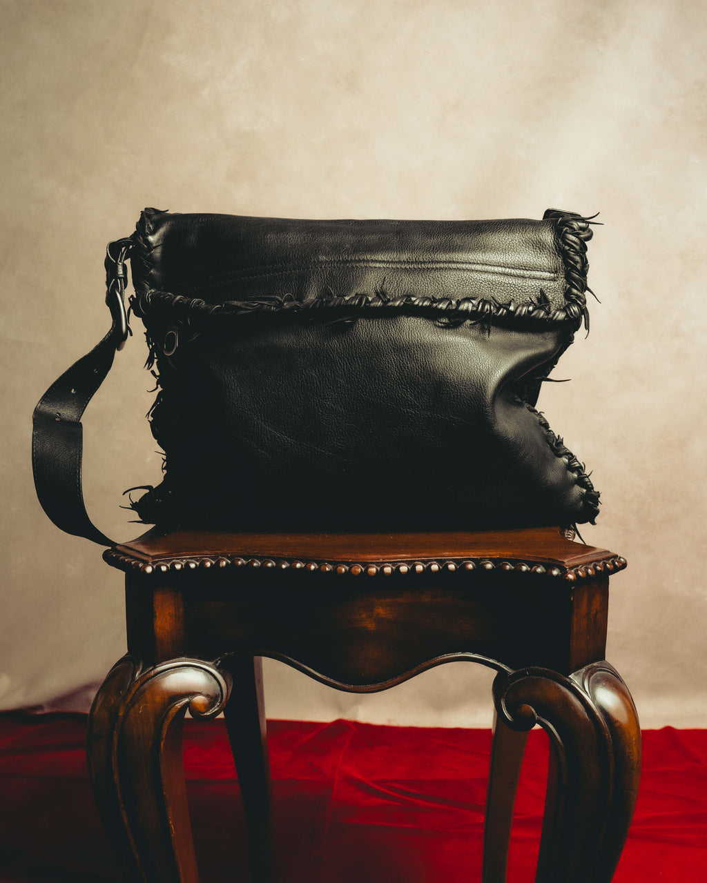 -SPECIAL- “Bottega Veneta” 00’s Whipstitched leather flap shoulder bag