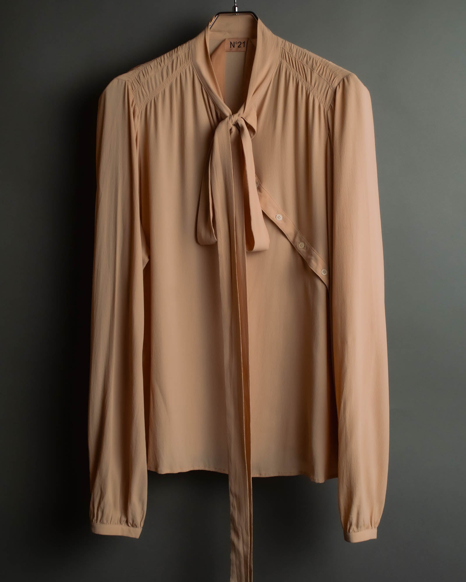"N°21" 2020's Asymmetric bow tie acetate silk blouse