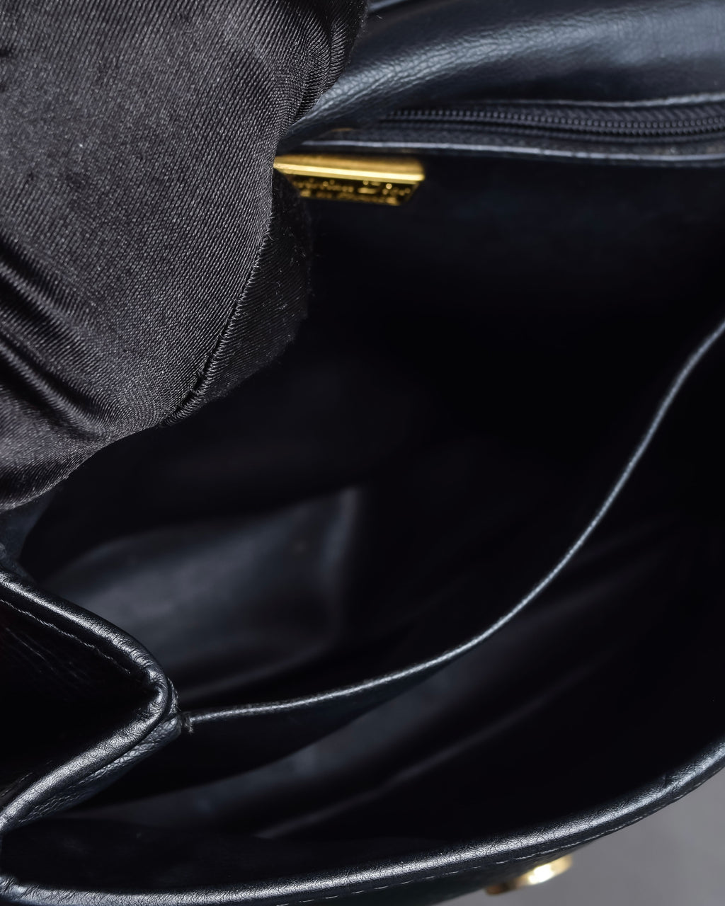 "Christian Dior" Vintage logo design leather hand bag