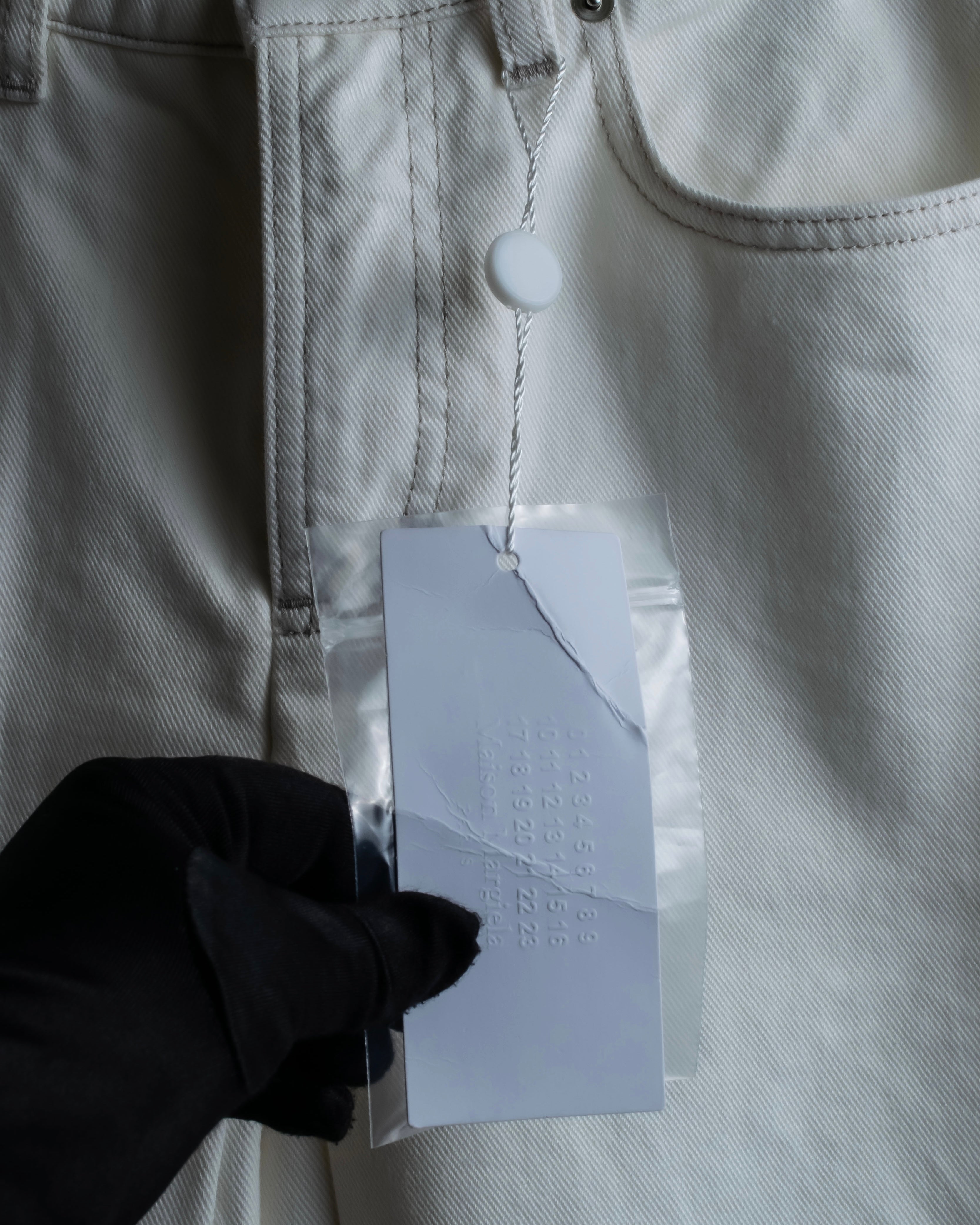 "MAISON MARGIELA" 21SS Washed raw cut flared cropped denim pants