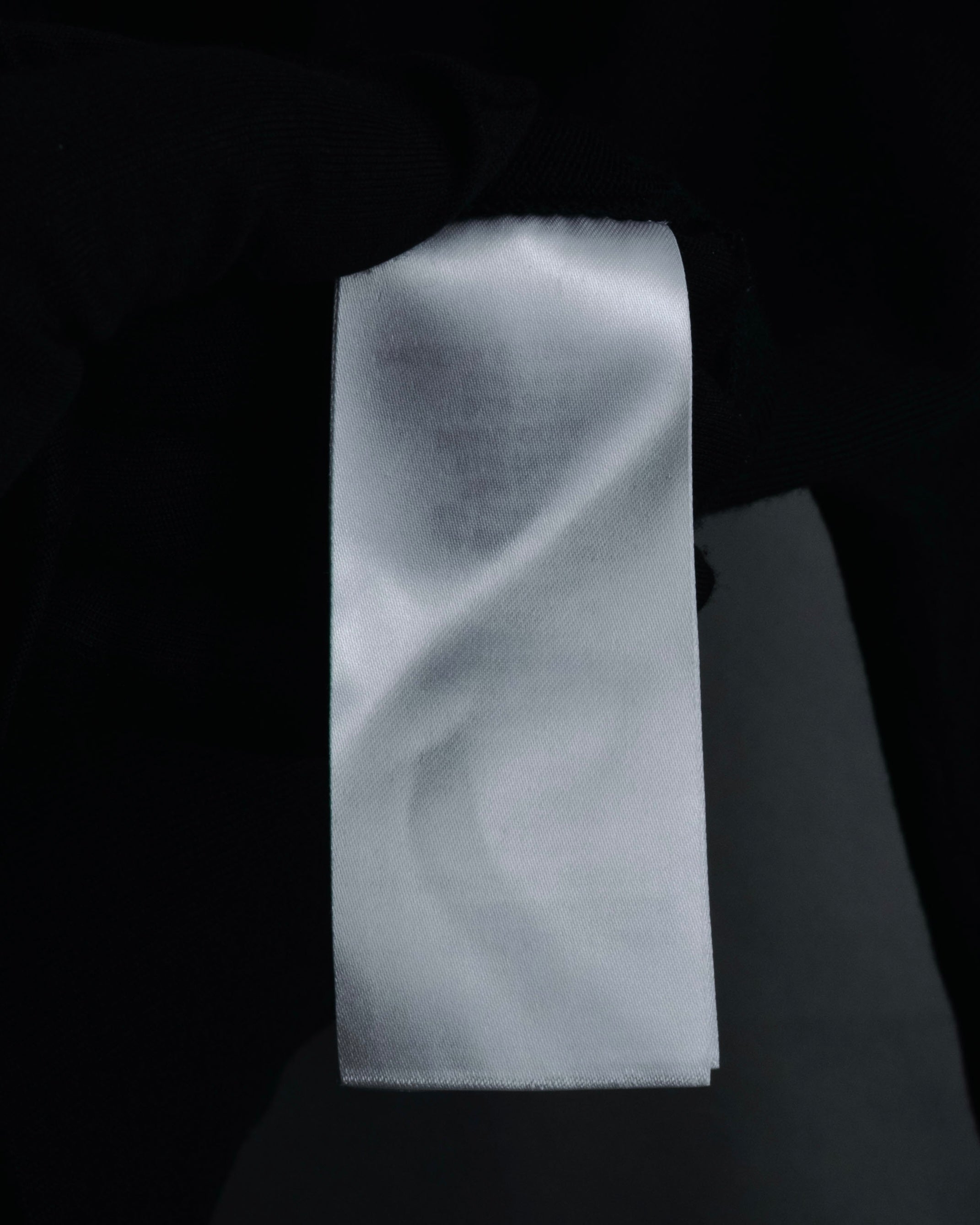 "Chloe" 2020 Lace-trimmed v-neck knit top