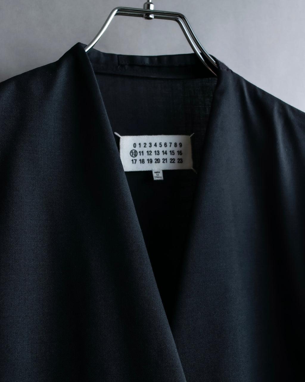 "MAISON MARGIELA" 20AW No-collar design wool tailored jacket