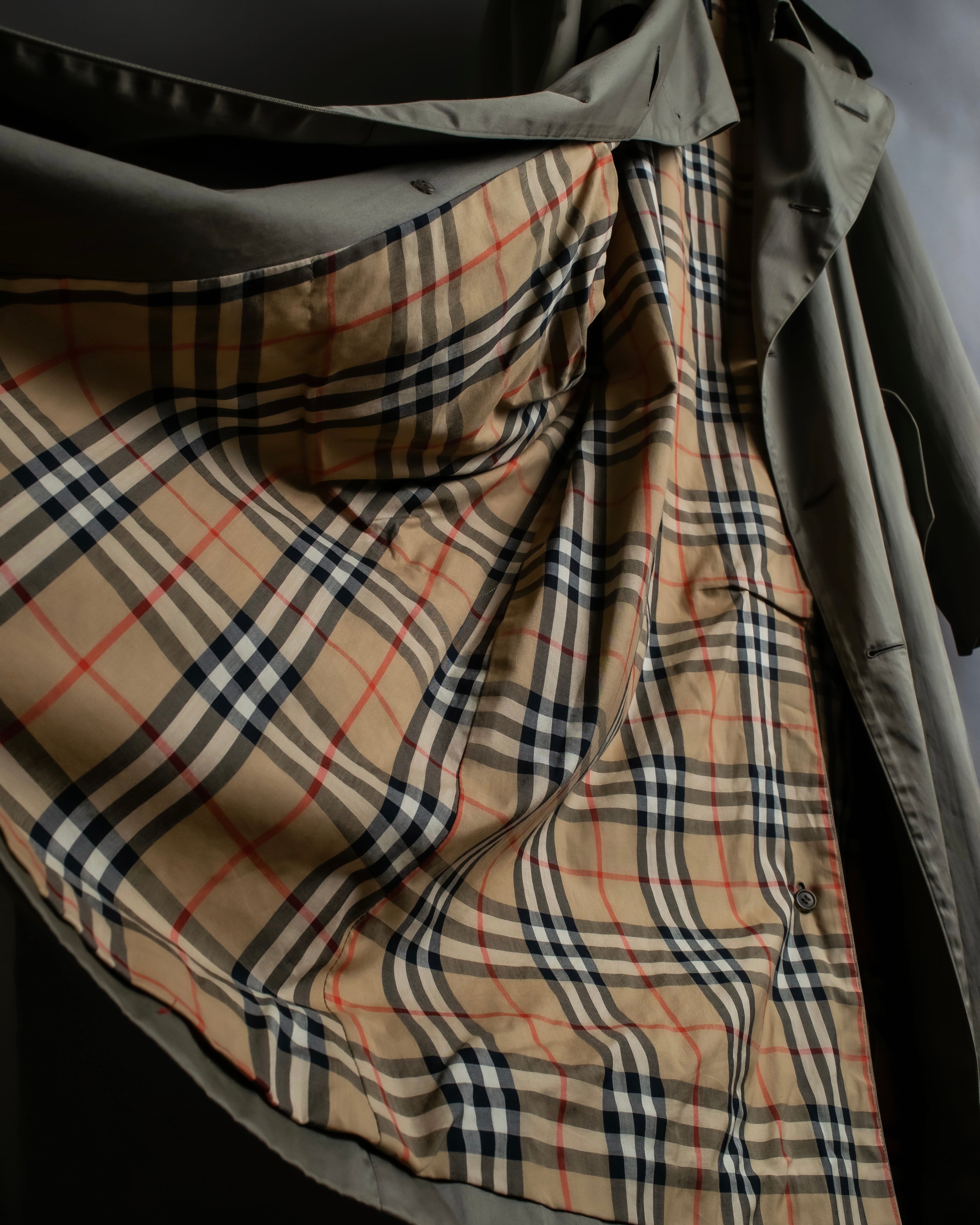 "Burberrys" Dark khaki belted trench coat