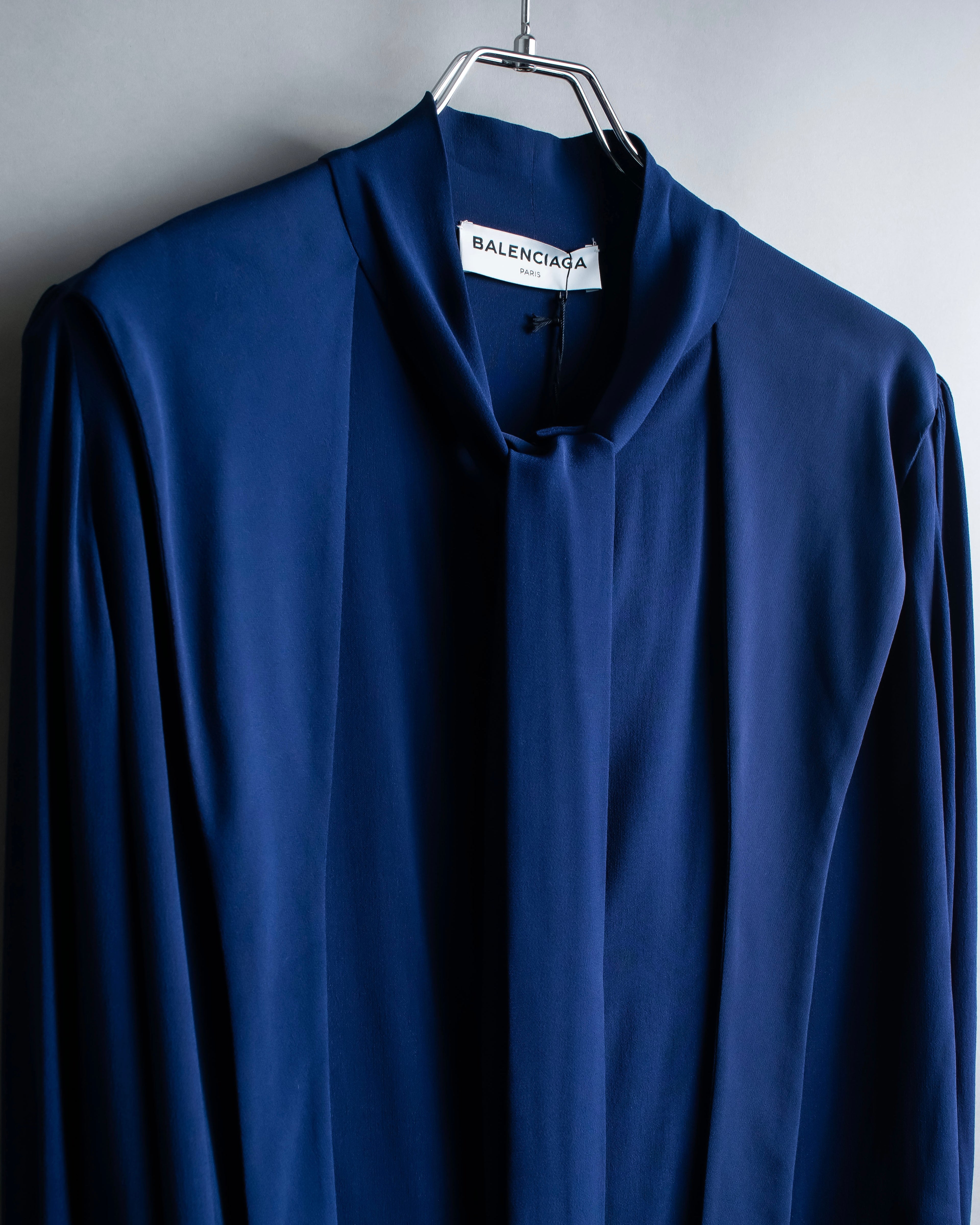 "BALENCIAGA" 16AW Pussy bow sailor shirt