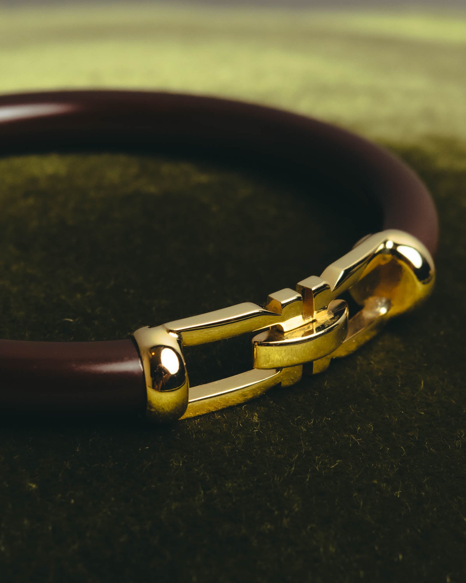 “Salvatore Ferragamo” 90’s-10’s Dark brown double Gancini bangle