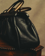 -SPECIAL- “GUCCI“ 90’s-00’s Structured frame gathered leather handbag