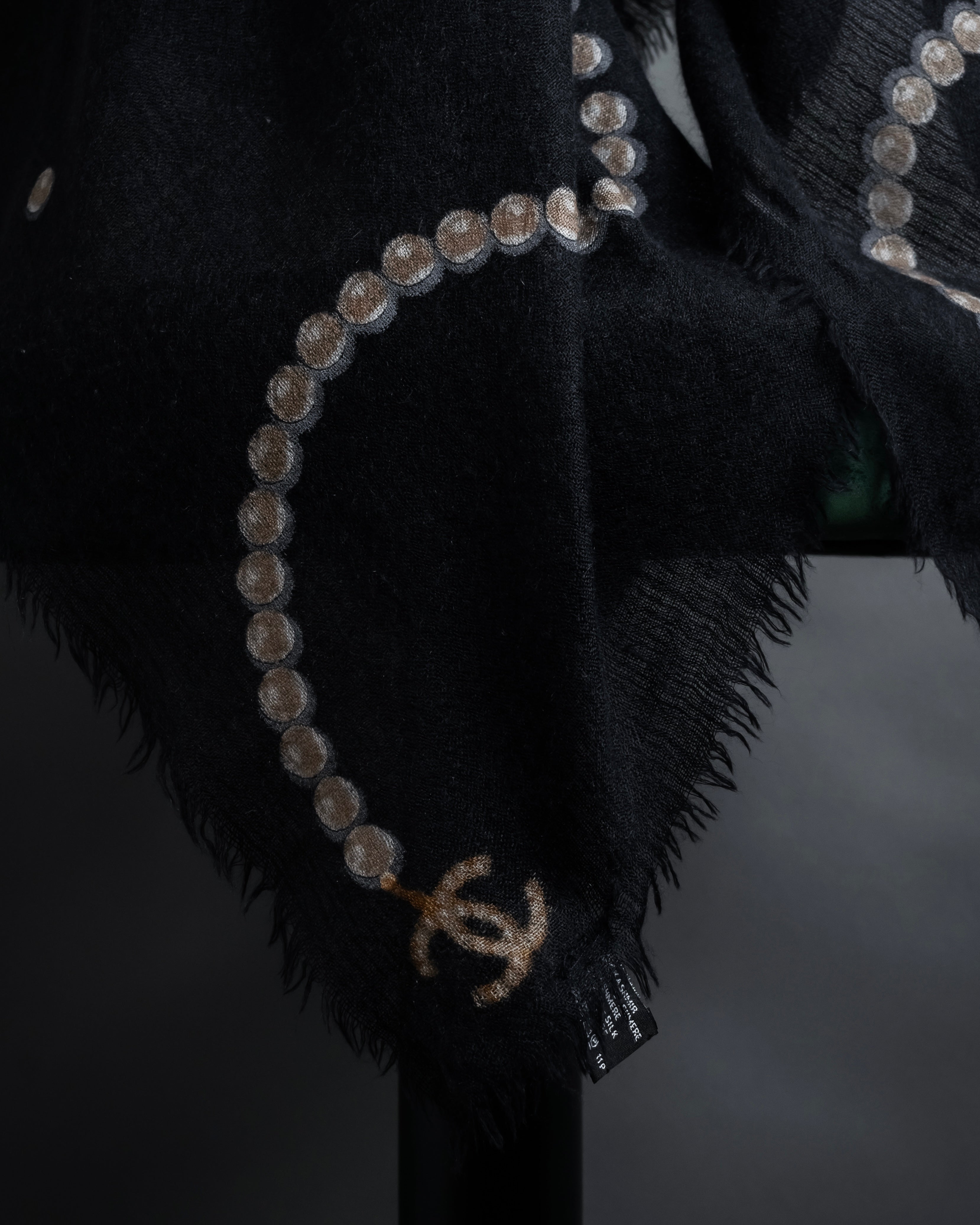 "CHANEL" Pearl fringe design gauze scarf