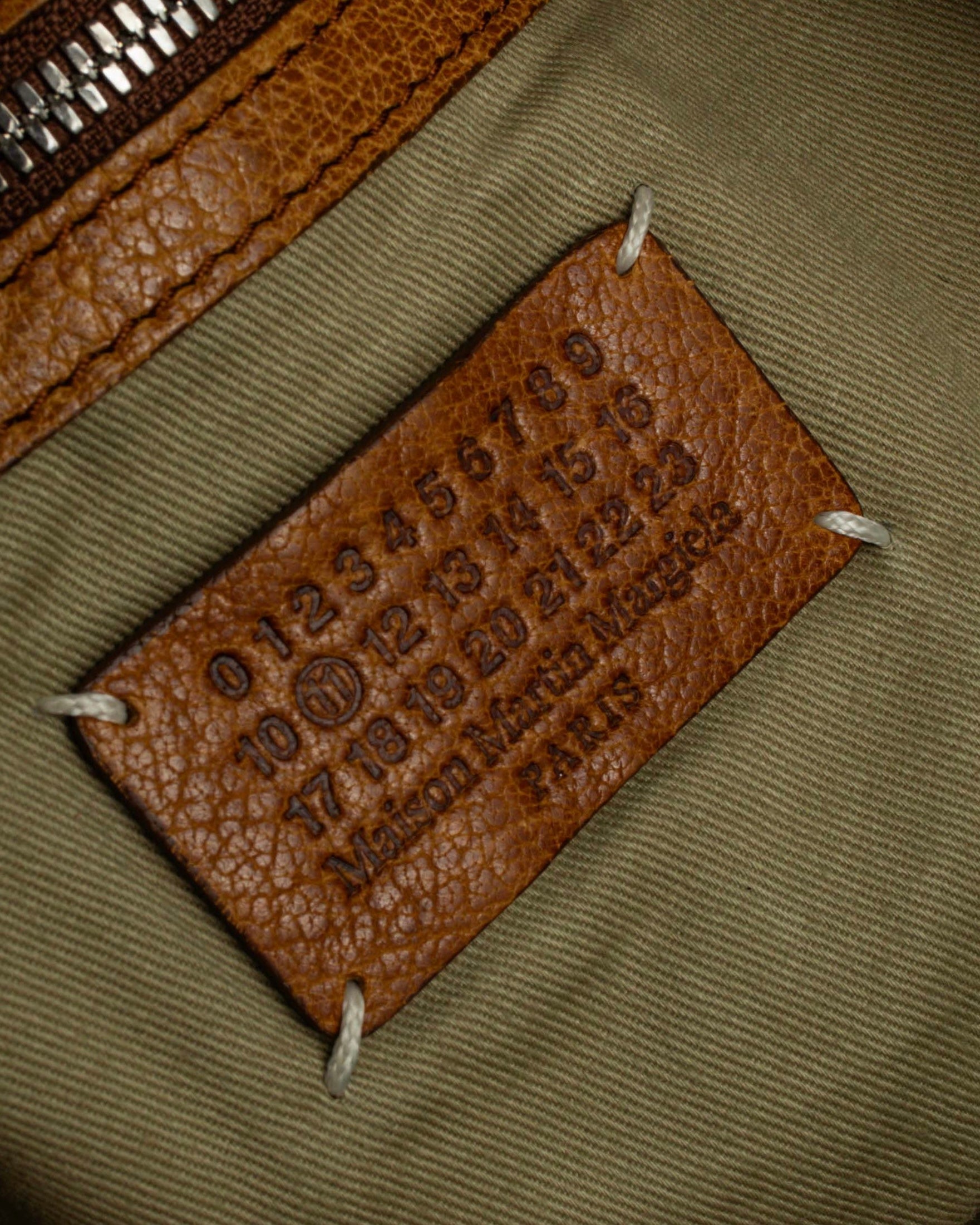 "MAISON MARGIELA" 12SS over flap design leather shoulder bag