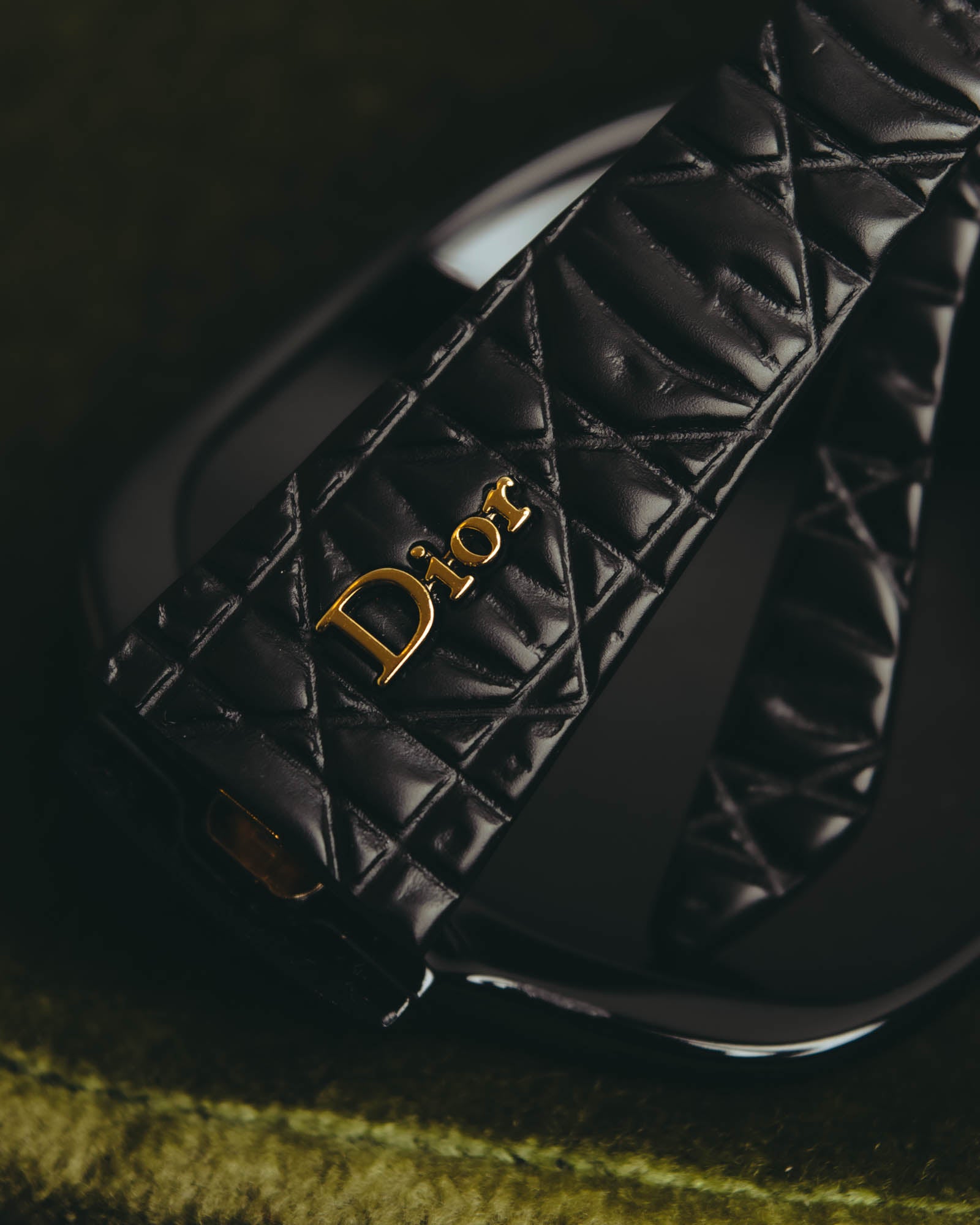 "Christian Dior" 10's Oversized quilted temple sunglasses