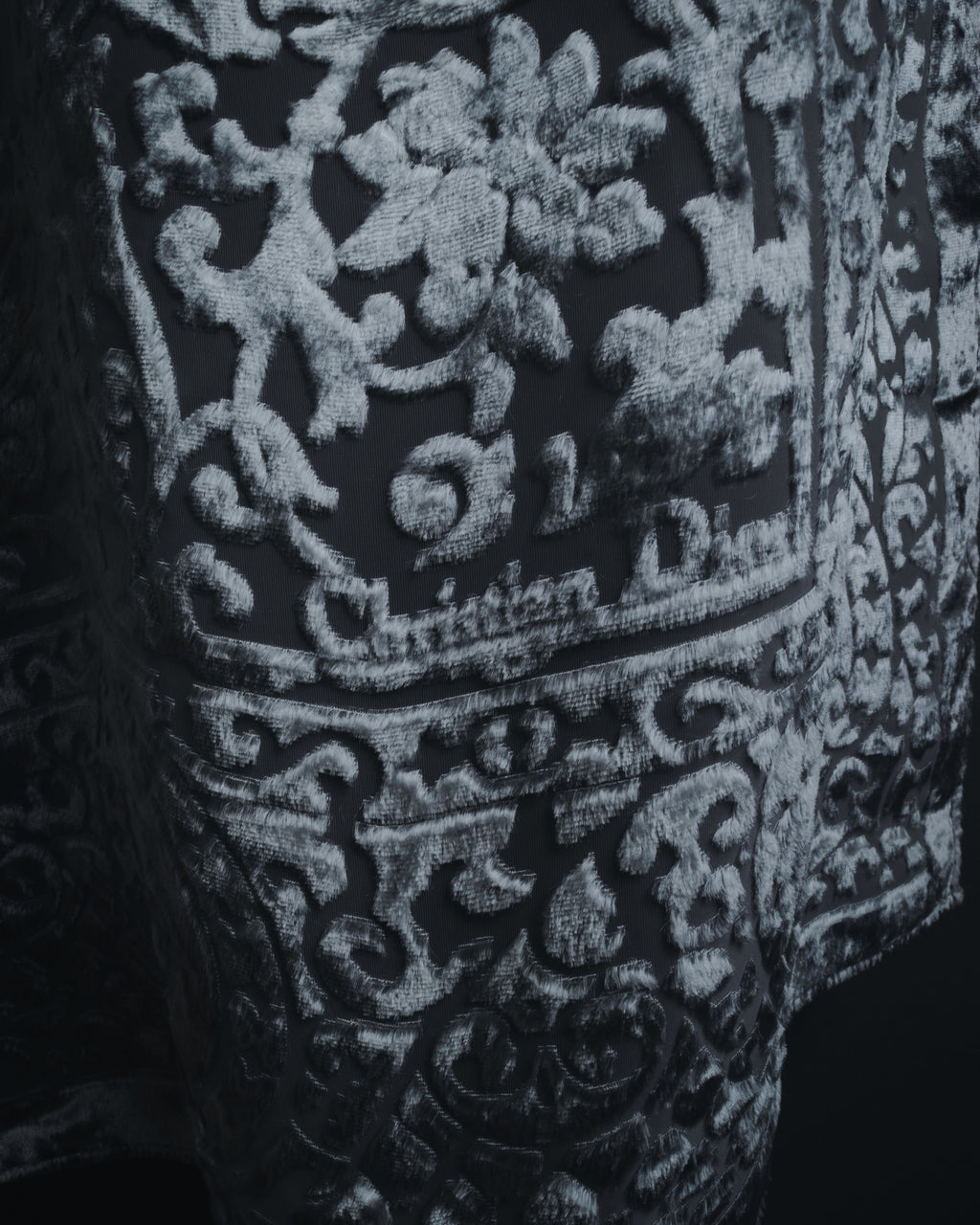 "Christian Dior" 80’s-90’s Burnout velvet arabesque logo stole