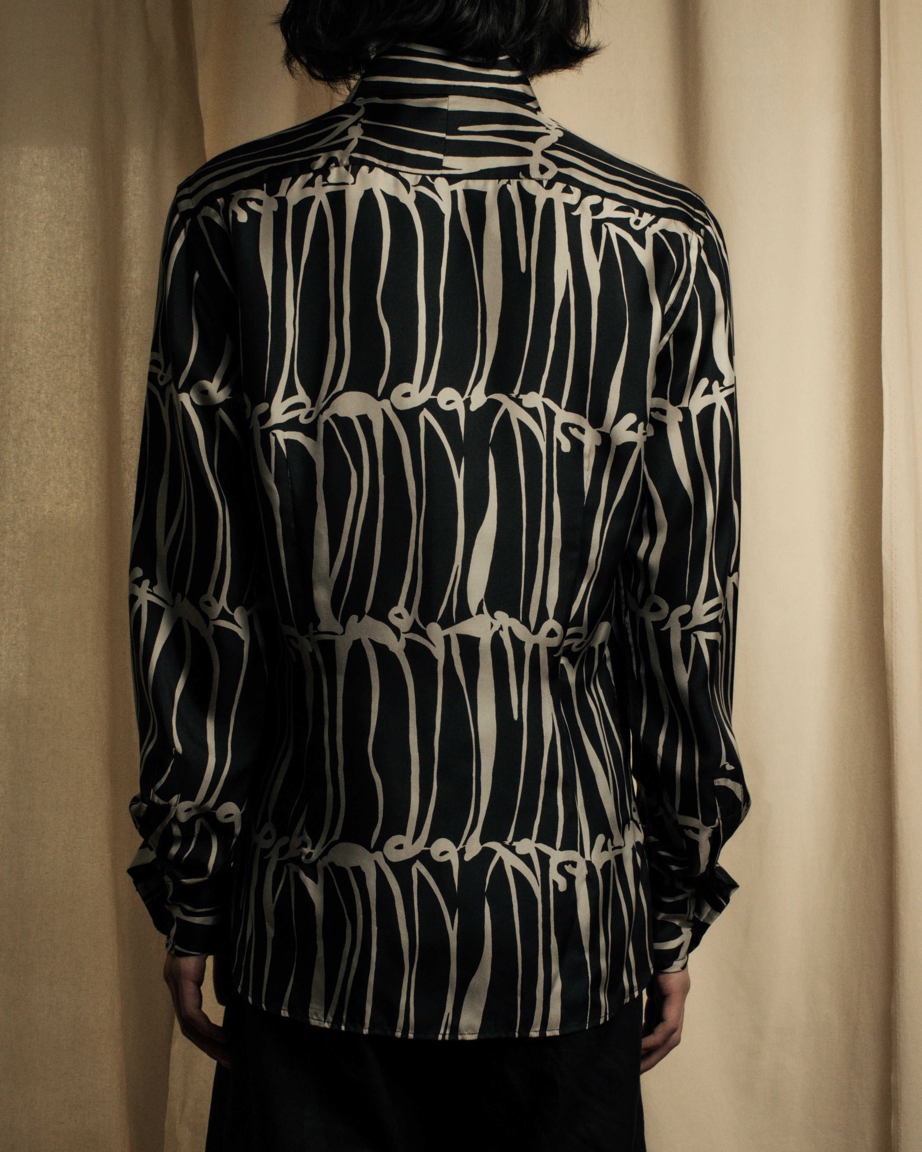 "GUCCI" Handwritten calligraphy pattern silk shirt