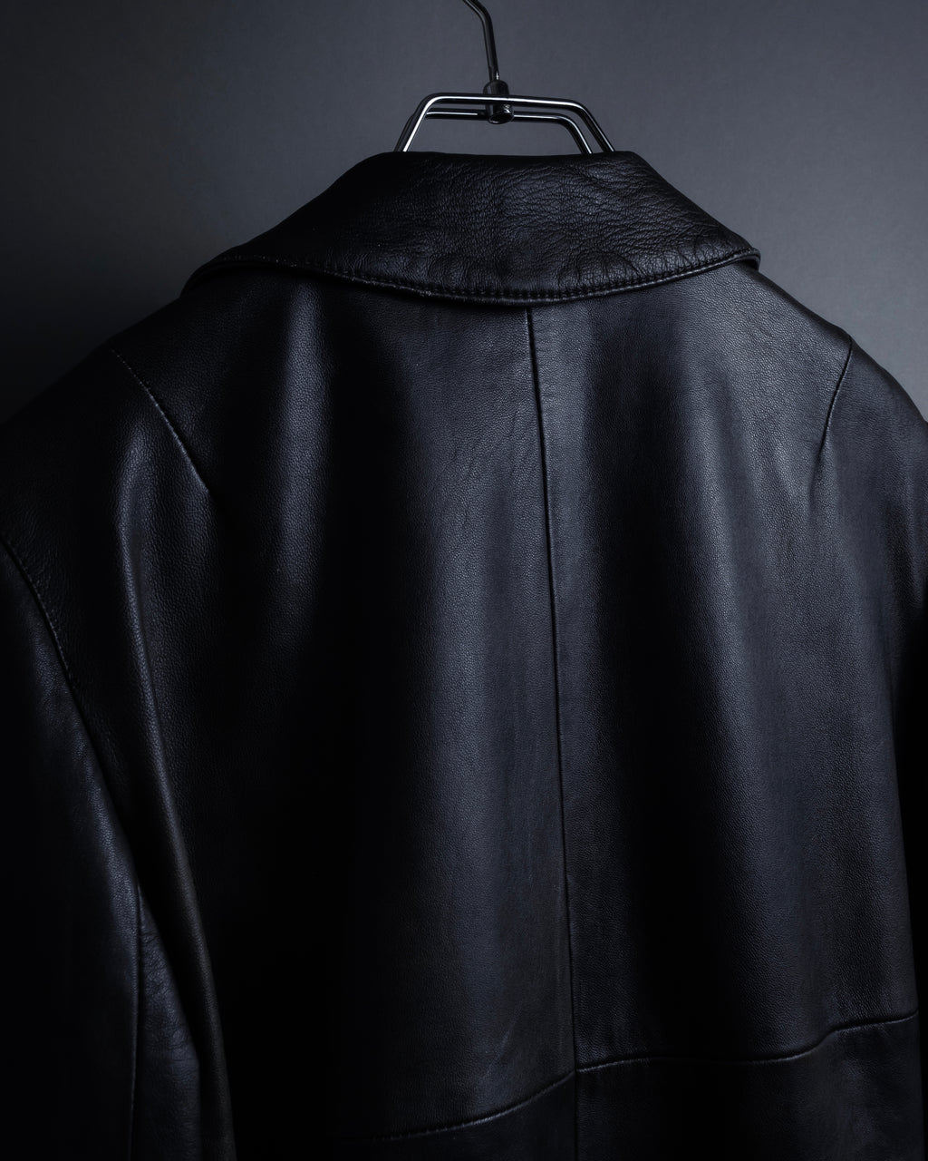 "Weekend Max Mara" Minimalist design center zip-up leather jacket