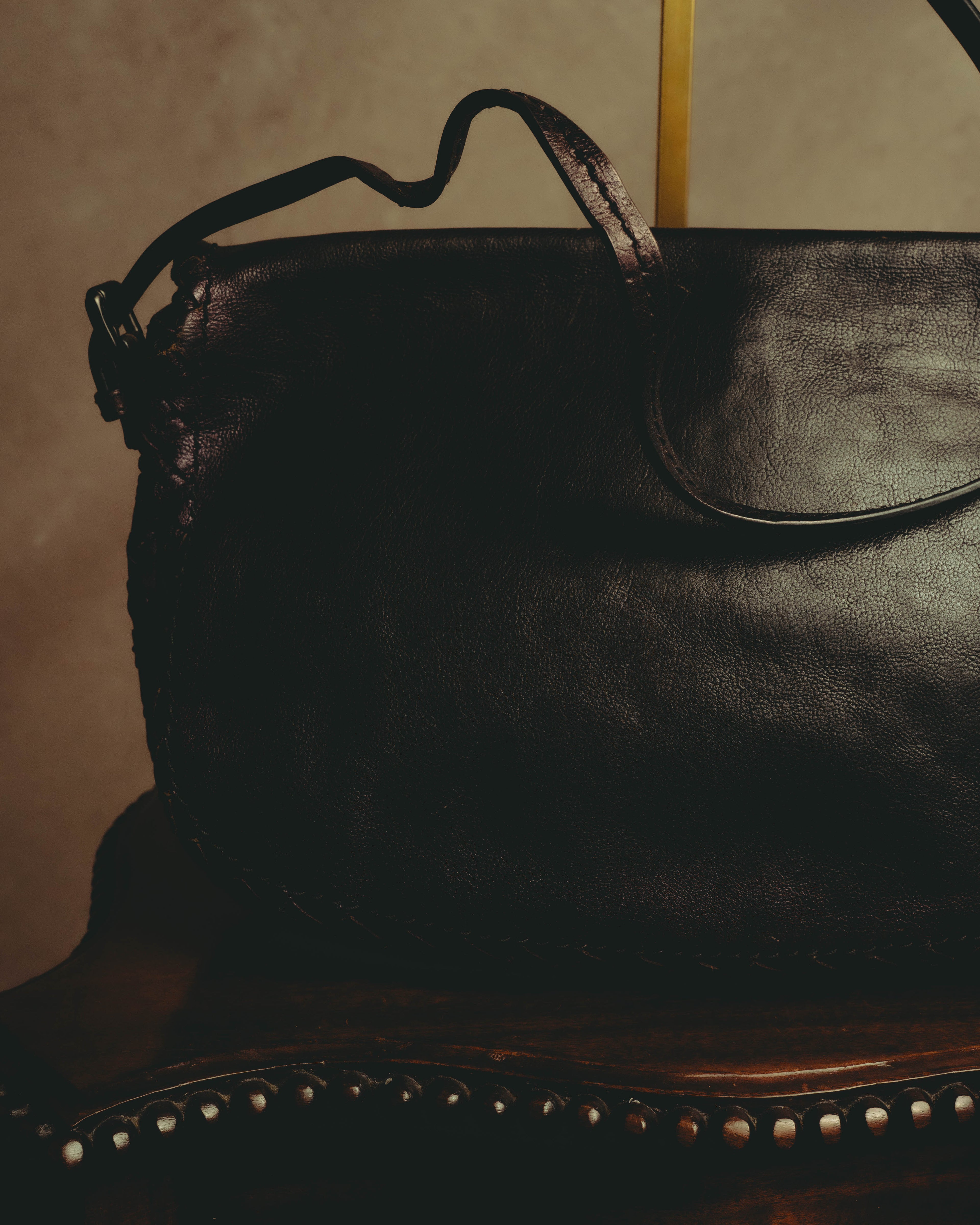 “BOTTEGA VENETA” 10’s Iridescent calfskin intrecciato trim crossbody bag