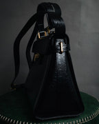 –SPECIAL– "Valentino Garavani"
1985-95 Croc embossed trapezoid top handle bag