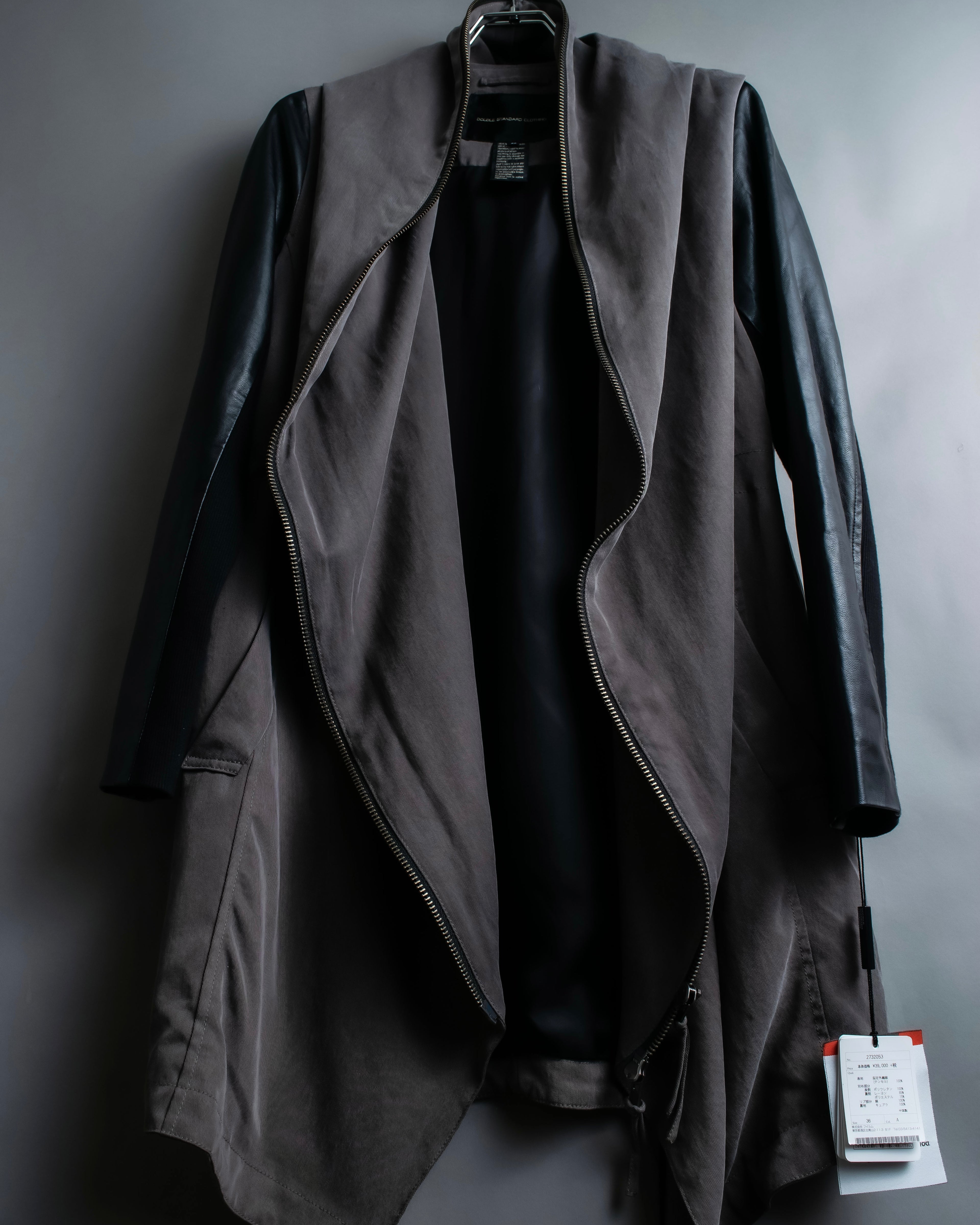 “DOUBLE STANDARD CLOTHING” Designed sleeve hooded middle coat