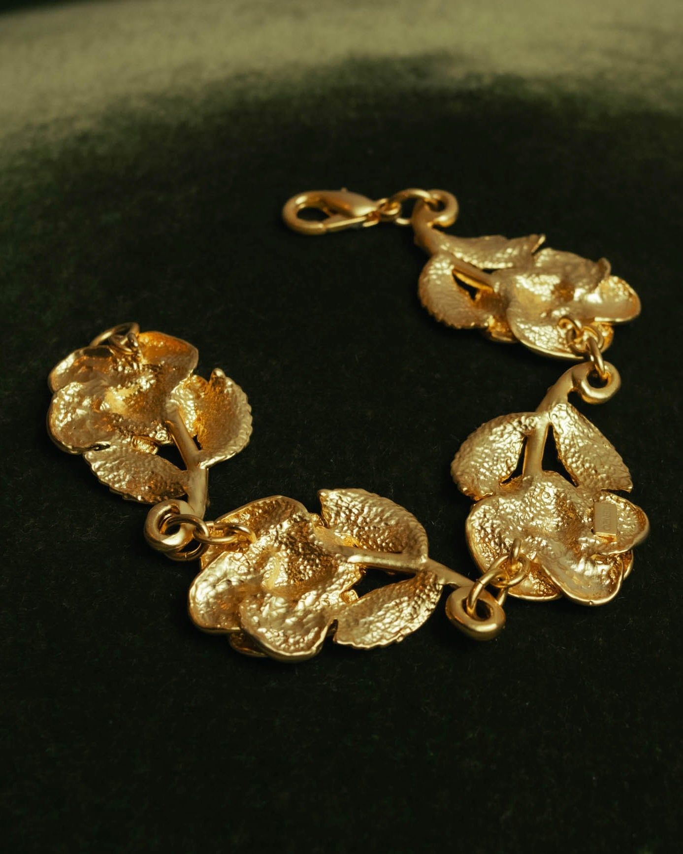 “KENZO” 90’s-00’s sculptural rose motif bracelet