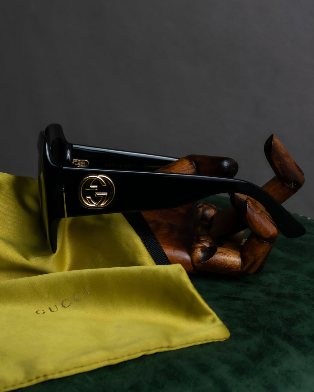 "GUCCI" GG medallion design square frame sunglasses