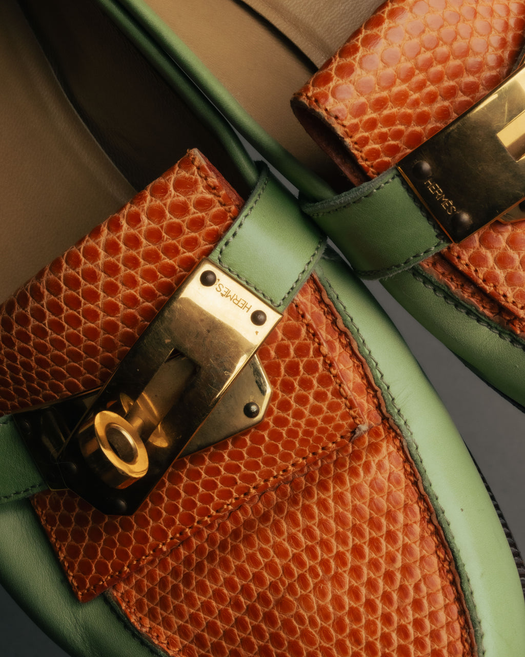 “Hermès” 90’s-00’s Kelly buckle leather loafer