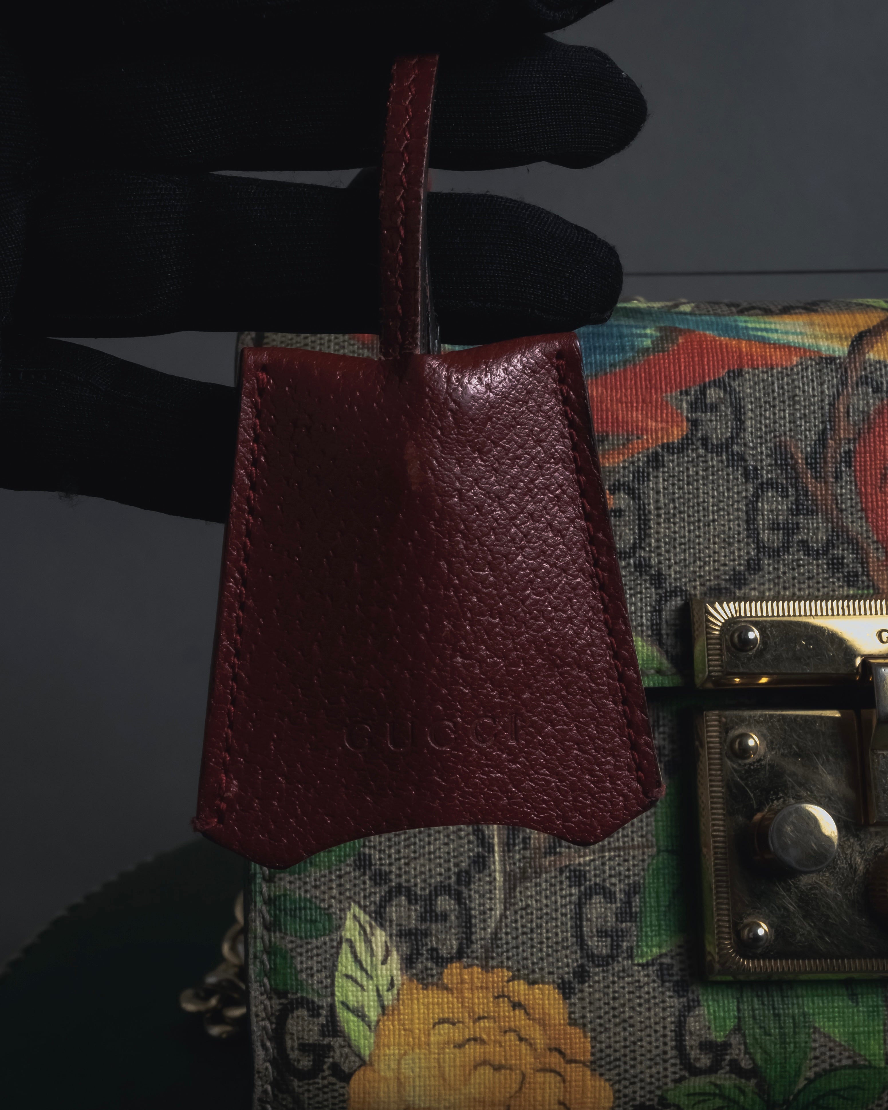 -SPECIAL- "GUCCI" Michele-era floral padlock design chain shoulder bag