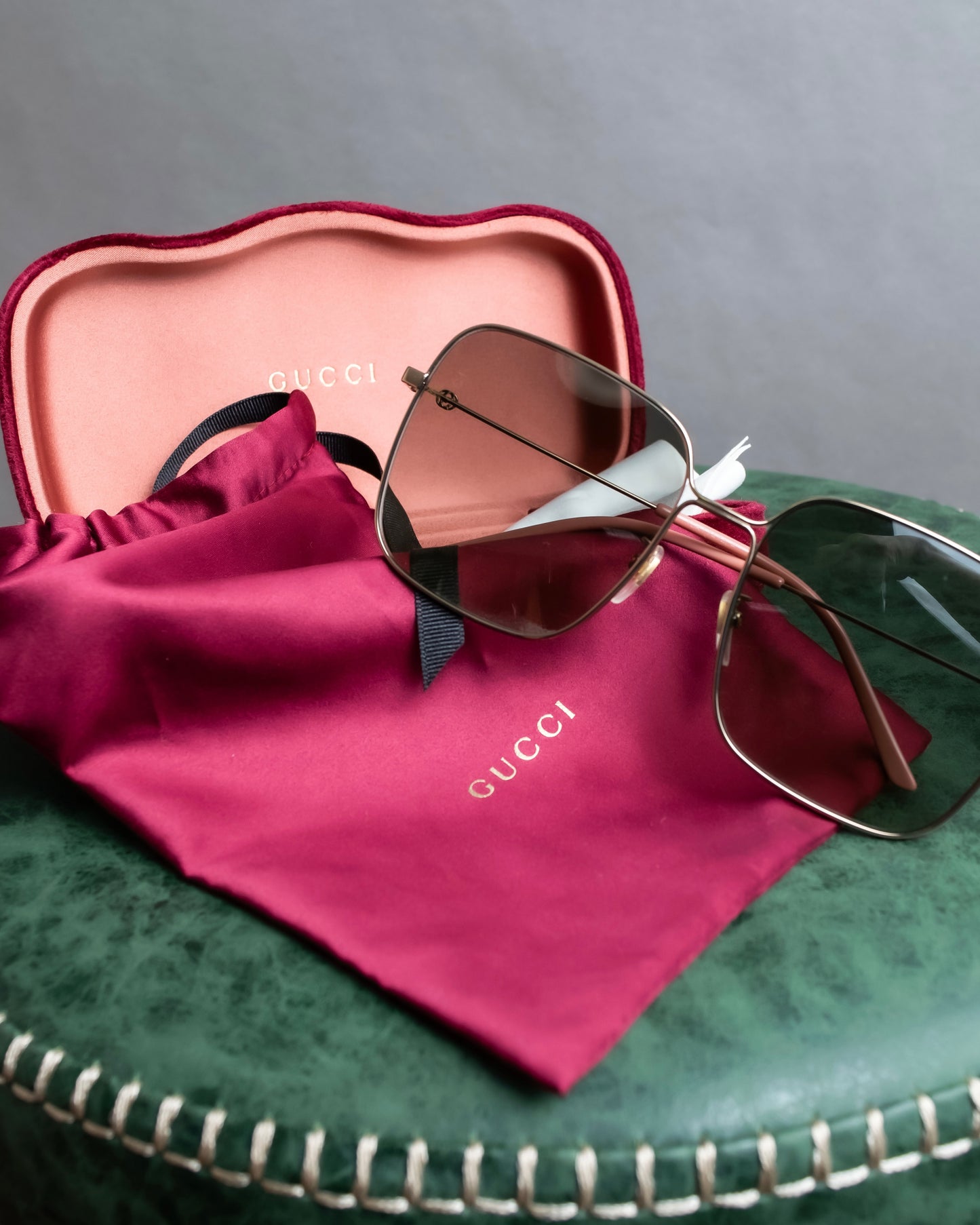 "GUCCI" Gold frame square frame sunglasses