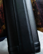 "BURBERRYS" Cylinder shaped leather one handle bag