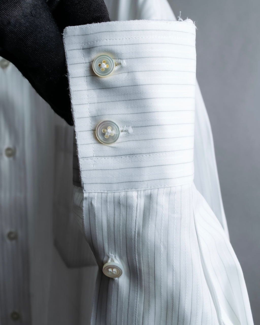 "CHRISTIAN DIOR MONSIEUR"
 Wide spread color royal order white shirt