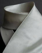 "COMME des GARCONS HOMME PLUS" Beautiful glossy cupra white necktie