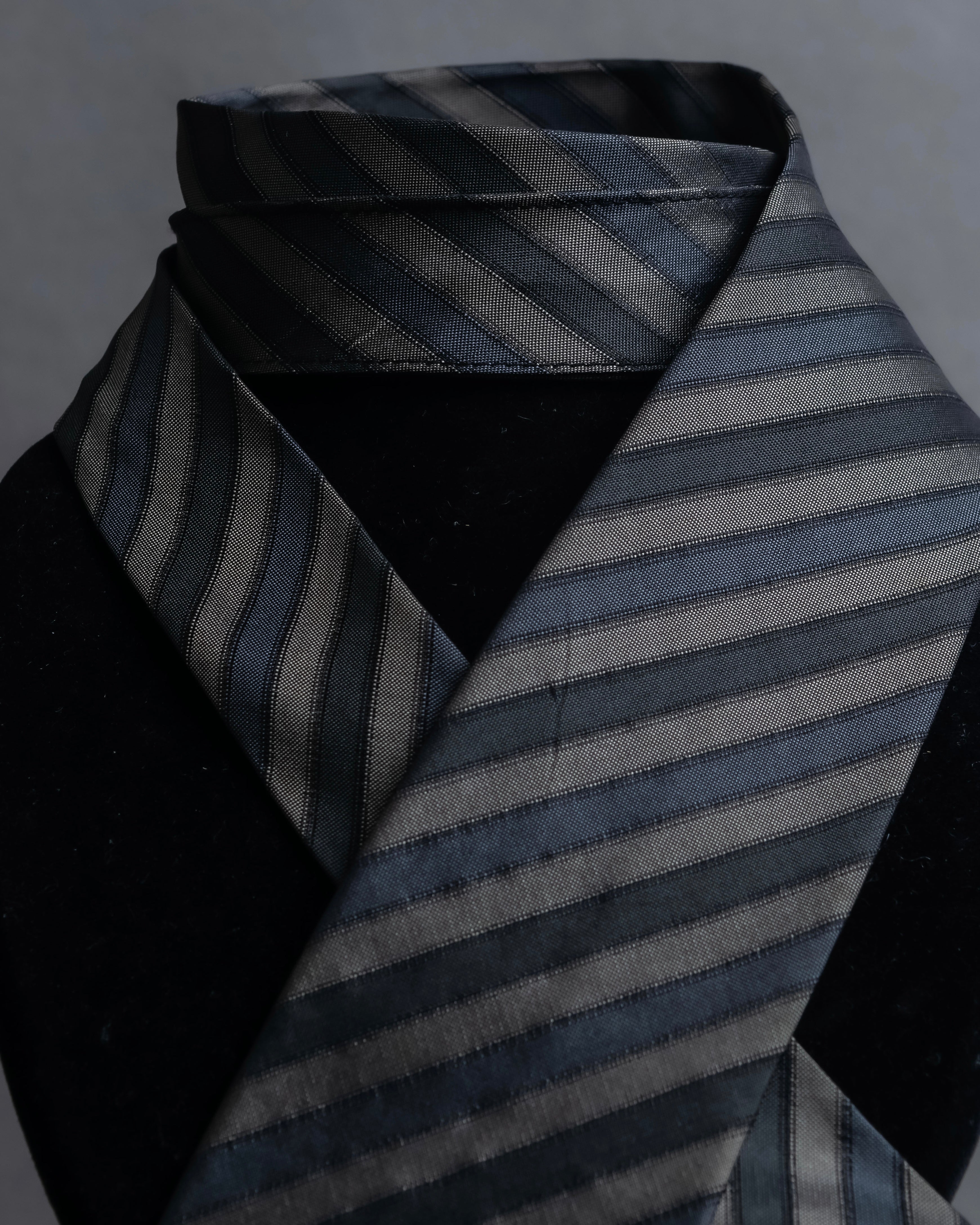 "COMME des GARCONS HOMME" Shadow stripe pattern necktie