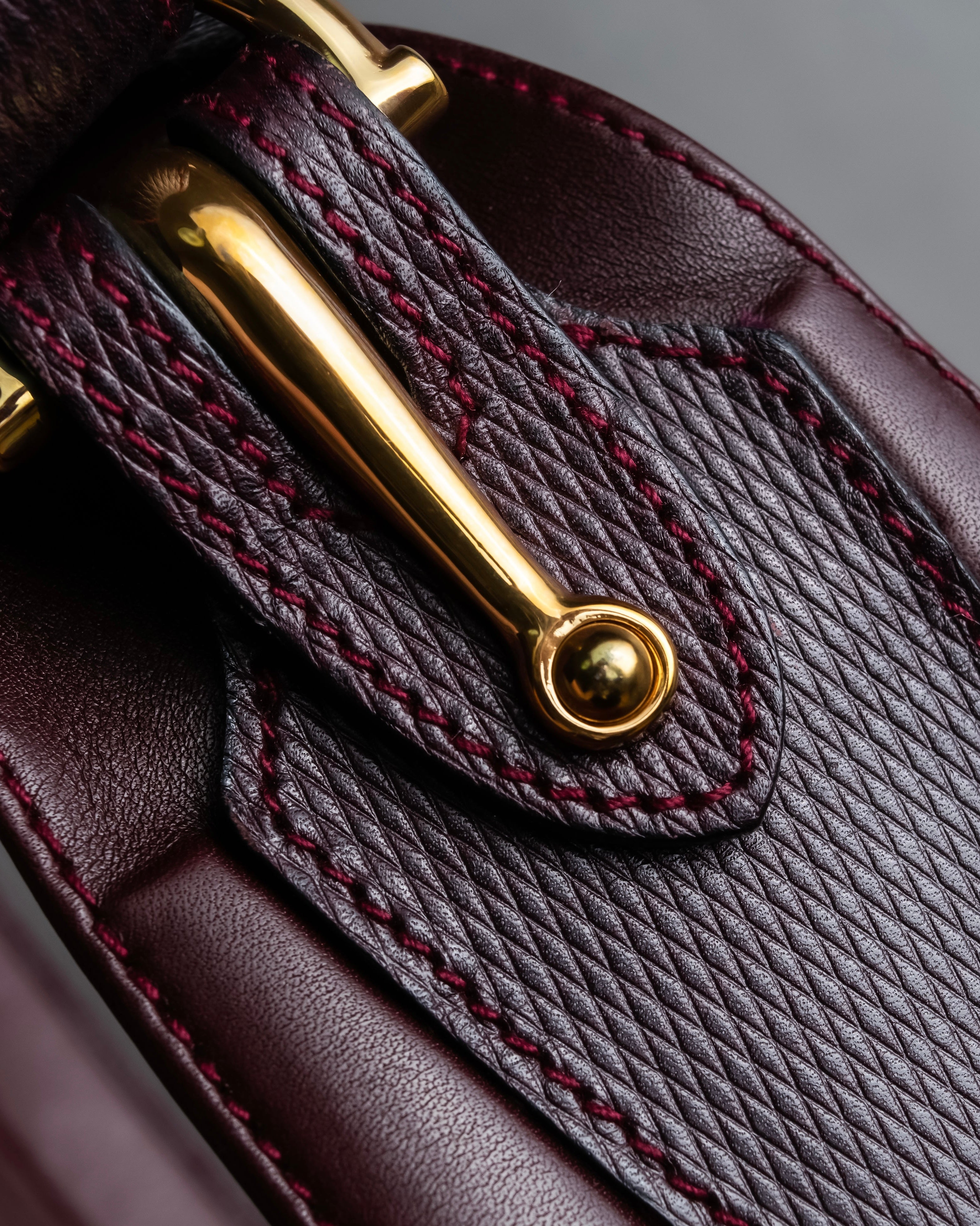 "GUCCI" Equus-derived bordeaux leather belt