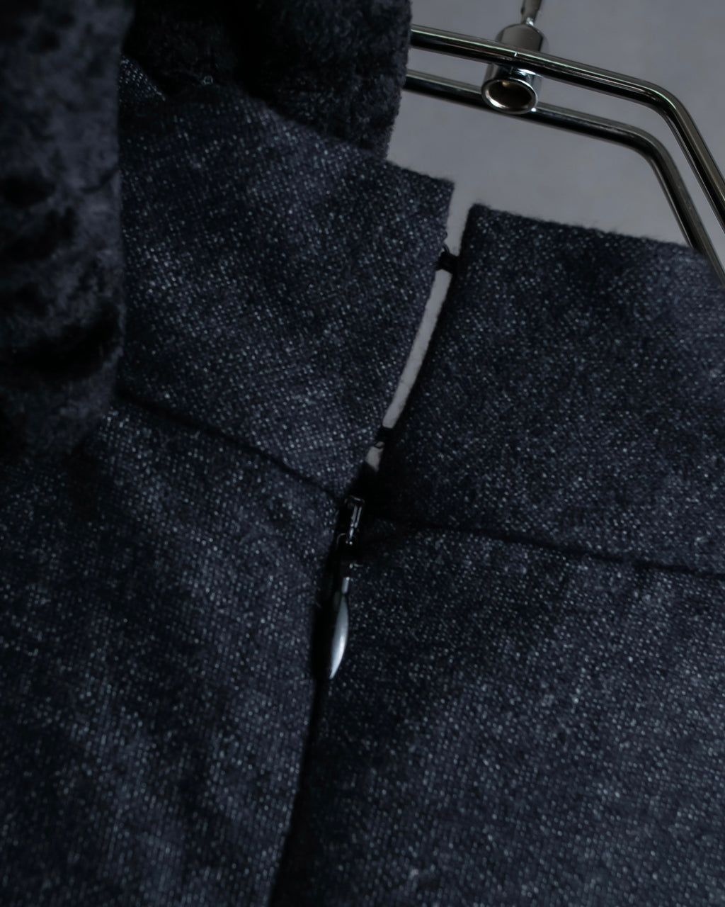 "MAISON MARGIELA" 16AW Deep tuck design sleeveless dress