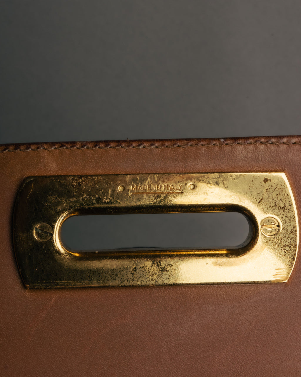-SPECIAL- “Salvatore Ferragamo” 90’s lizard leather gancini 2way flap bag