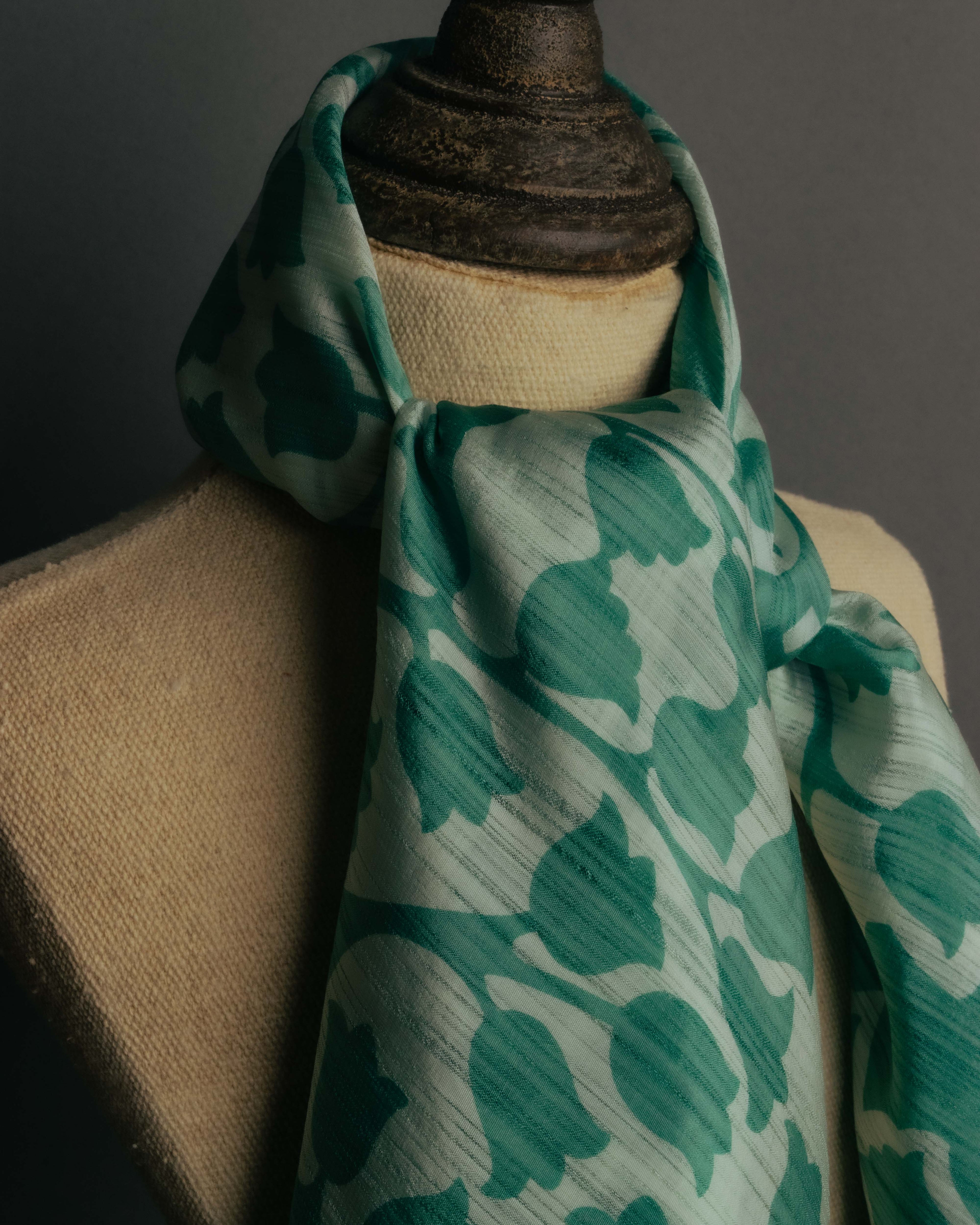 "Christian Dior" 85's-95's Vintage emerald tulip botanical silk shantung scarf