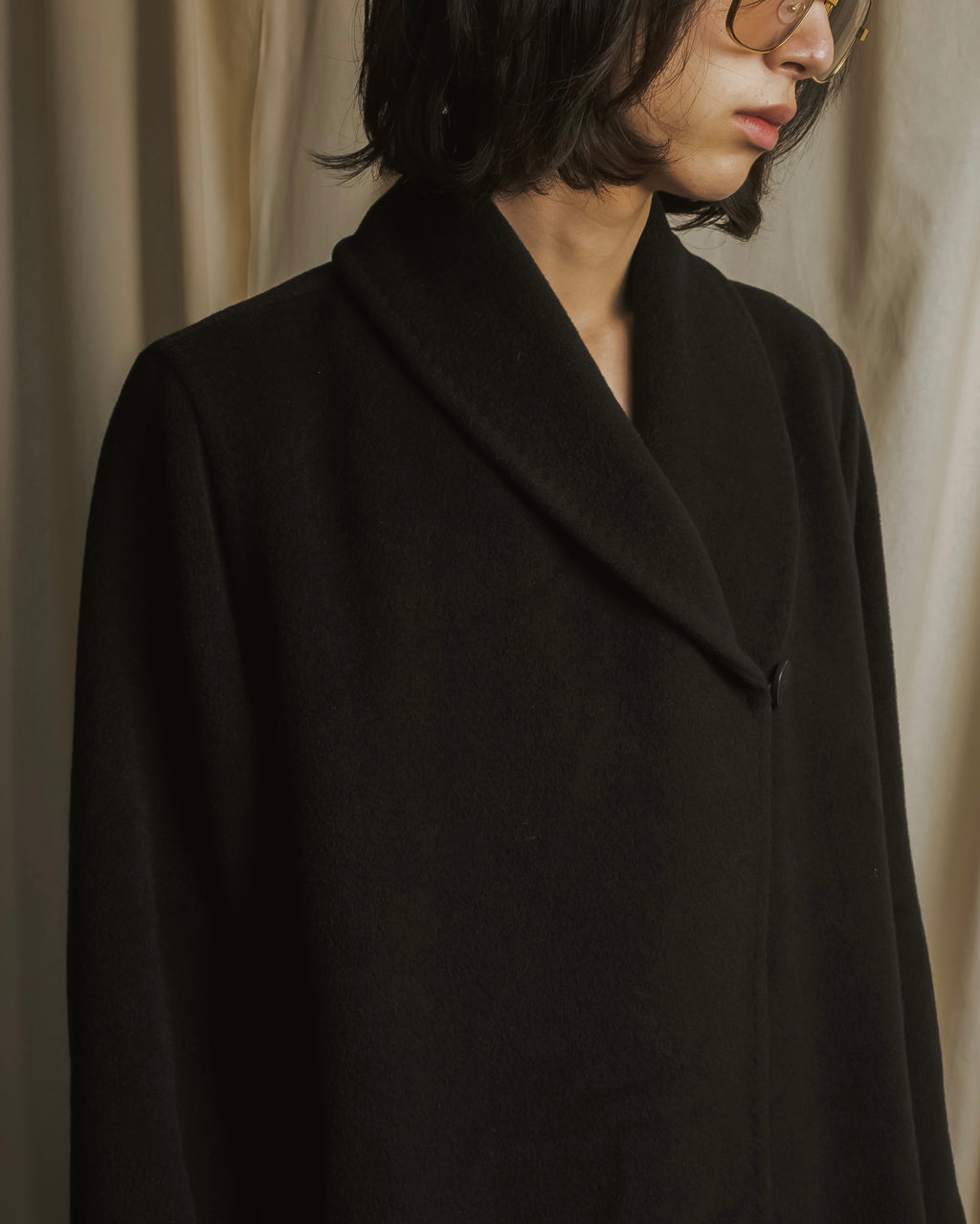 Abrigo largo con diseño de cuello de actriz de los años 90-00 de "Max Mara"