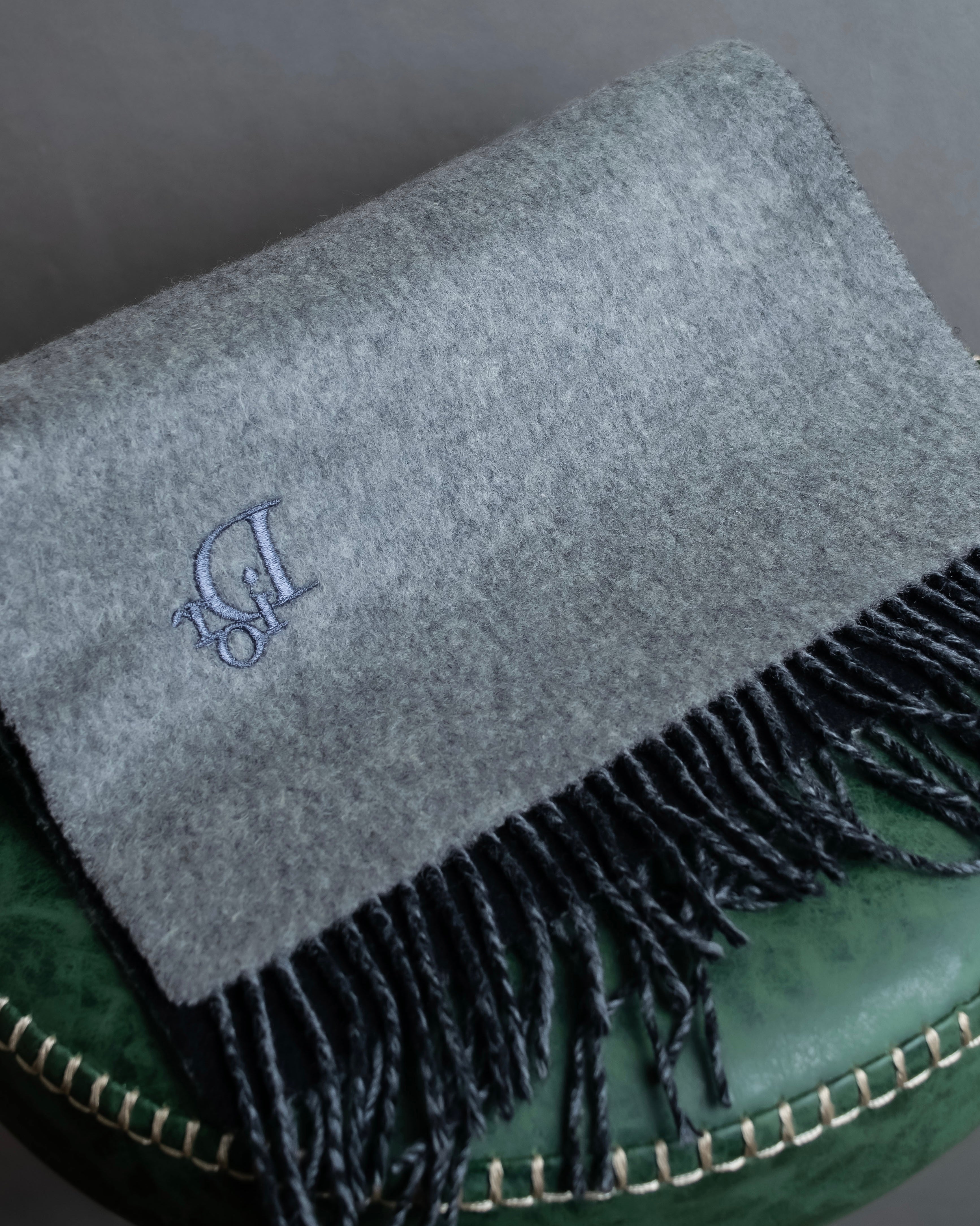 "Christian Dior" Reversible design logo engraved muffler