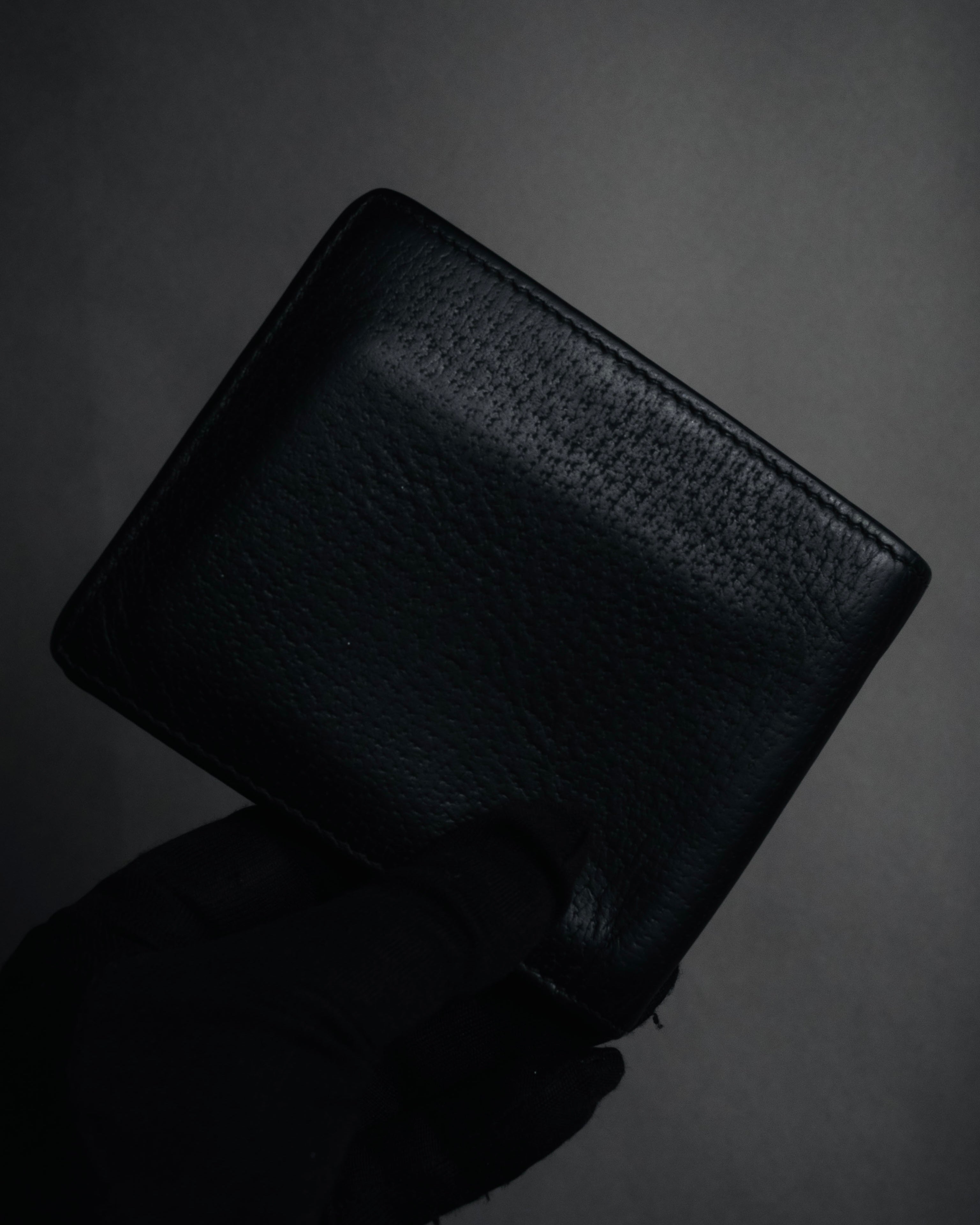 "GUCCI" 10’s-20’s Bee motif bi-fold leather wallet