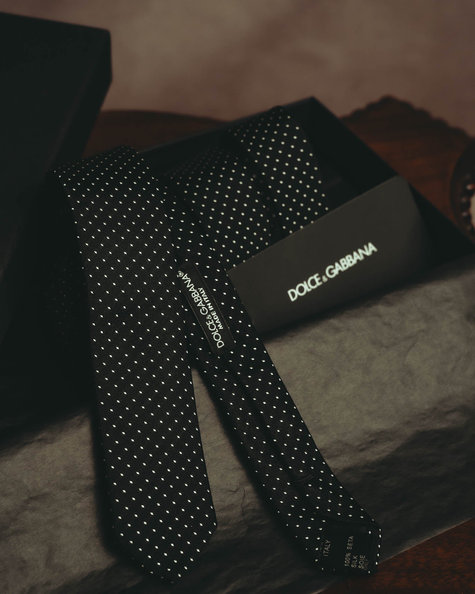 "Dolce & Gabbana" 10's-20's Slim polka dot silk necktie