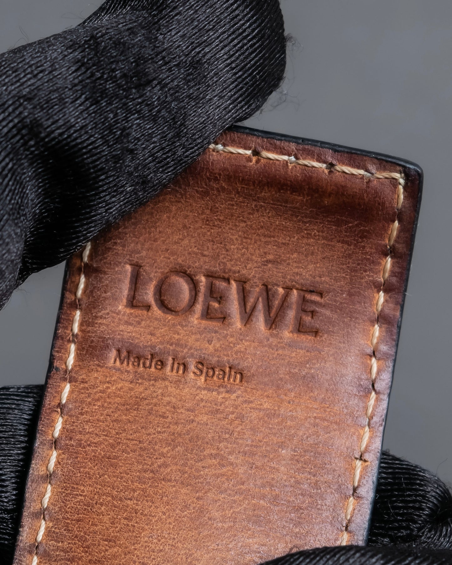 "LOEWE" Stitch accent leather bangle