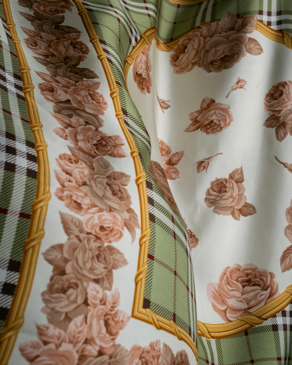 "BURBERRYS" Rose motif layered check pattern silk scarf