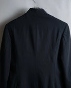 “ISSEY MIYAKE” Chin belt designed stand collar jacket