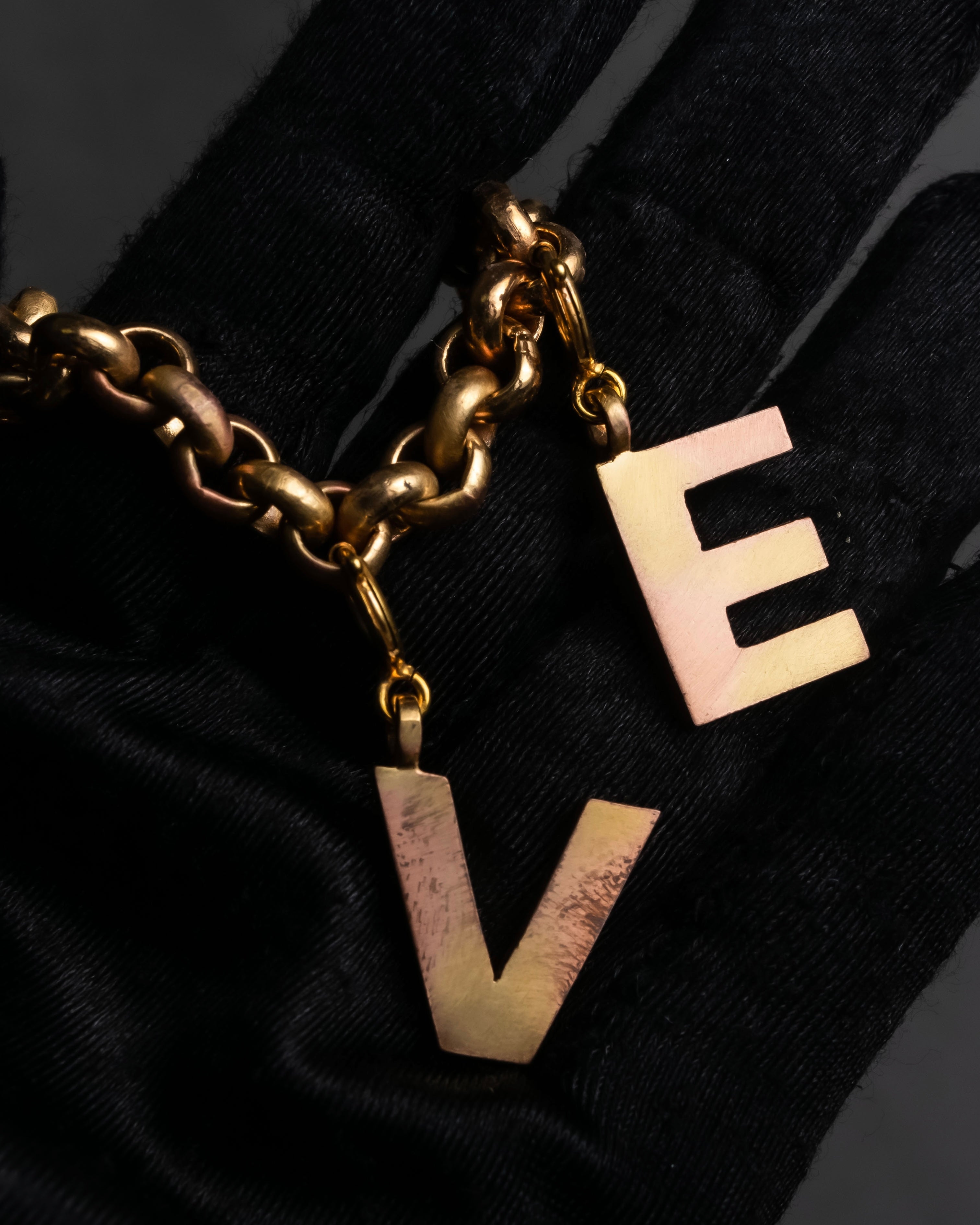 "YVES SAINT LAURENT" LOVE typography &amp; Cassandra motif design bracelet