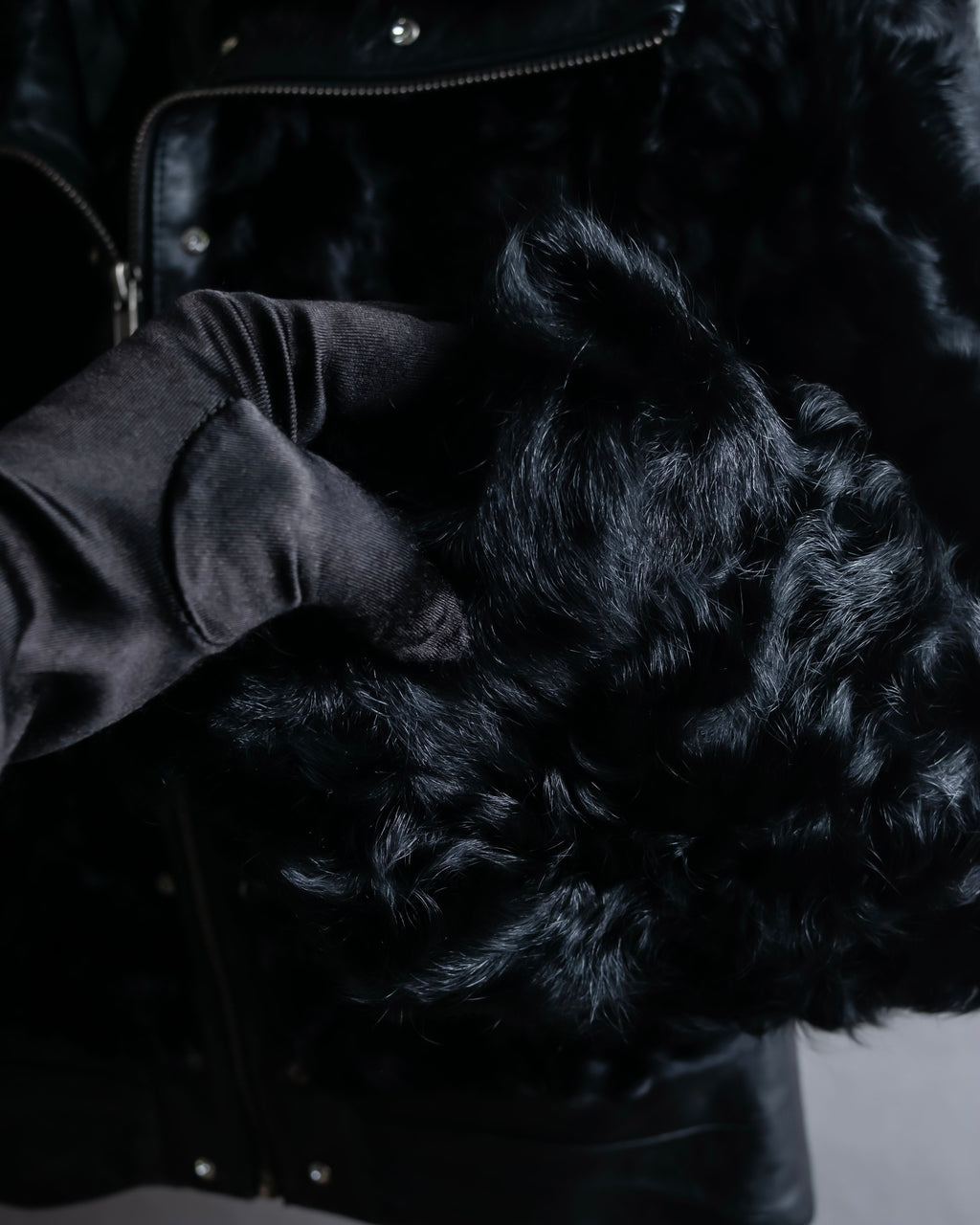 "HERMITAGE" Box silhouette double zipper fur blouson