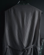 "COMME des GARÇONS HOMME"
Early 90s polka-dot rayon tailored vest