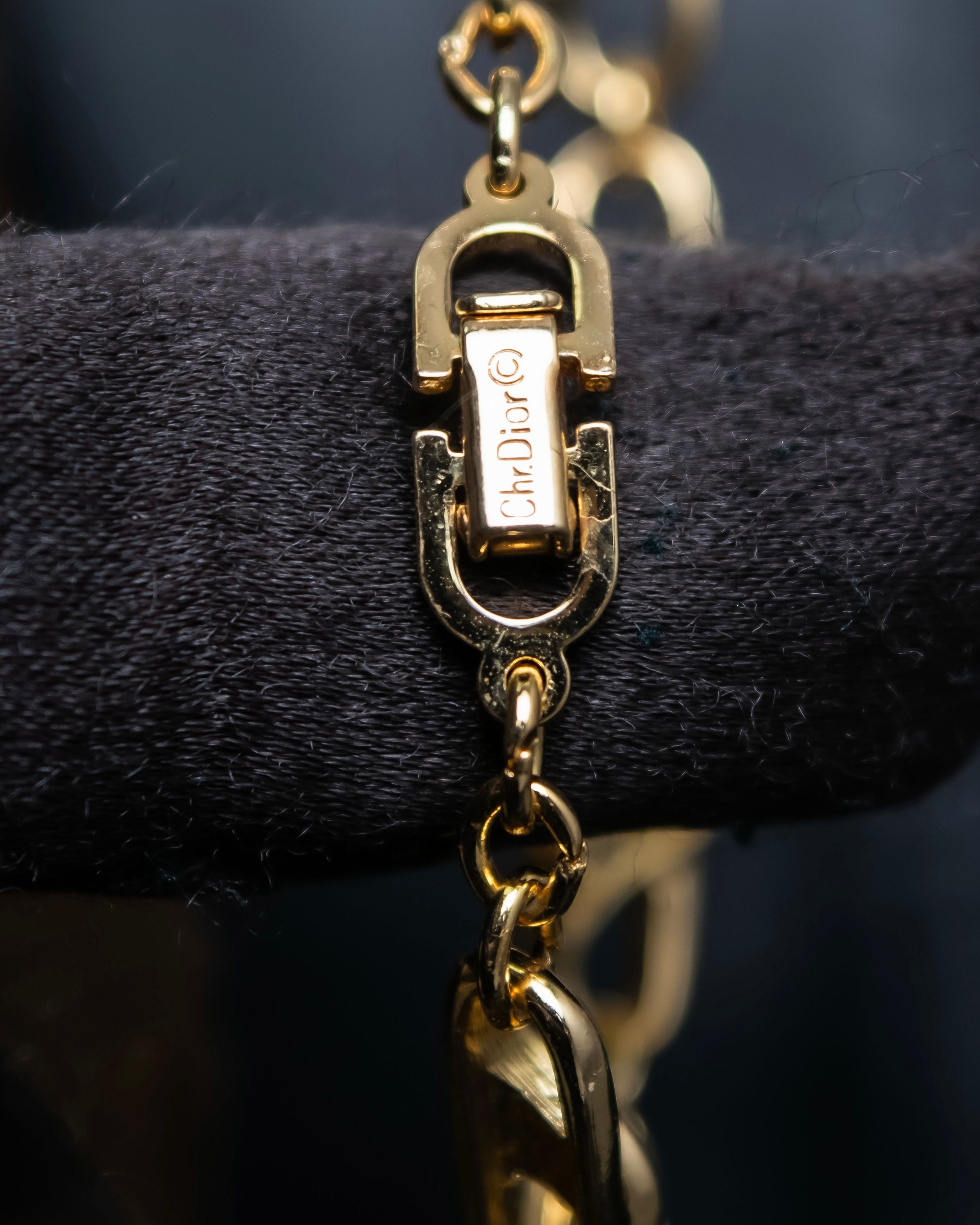 "DIOR" Oval chain rhinestone studded bracelet