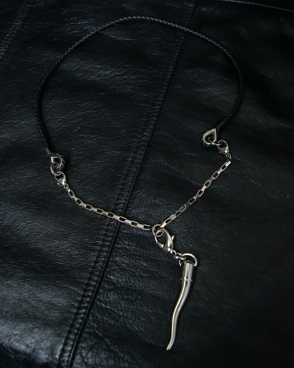 "Dolce &amp; Gabbana" Botanical design silver necklace