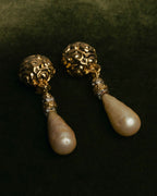 "Yves Saint Laurent" 80's-90's Pearl clip on drop earrings